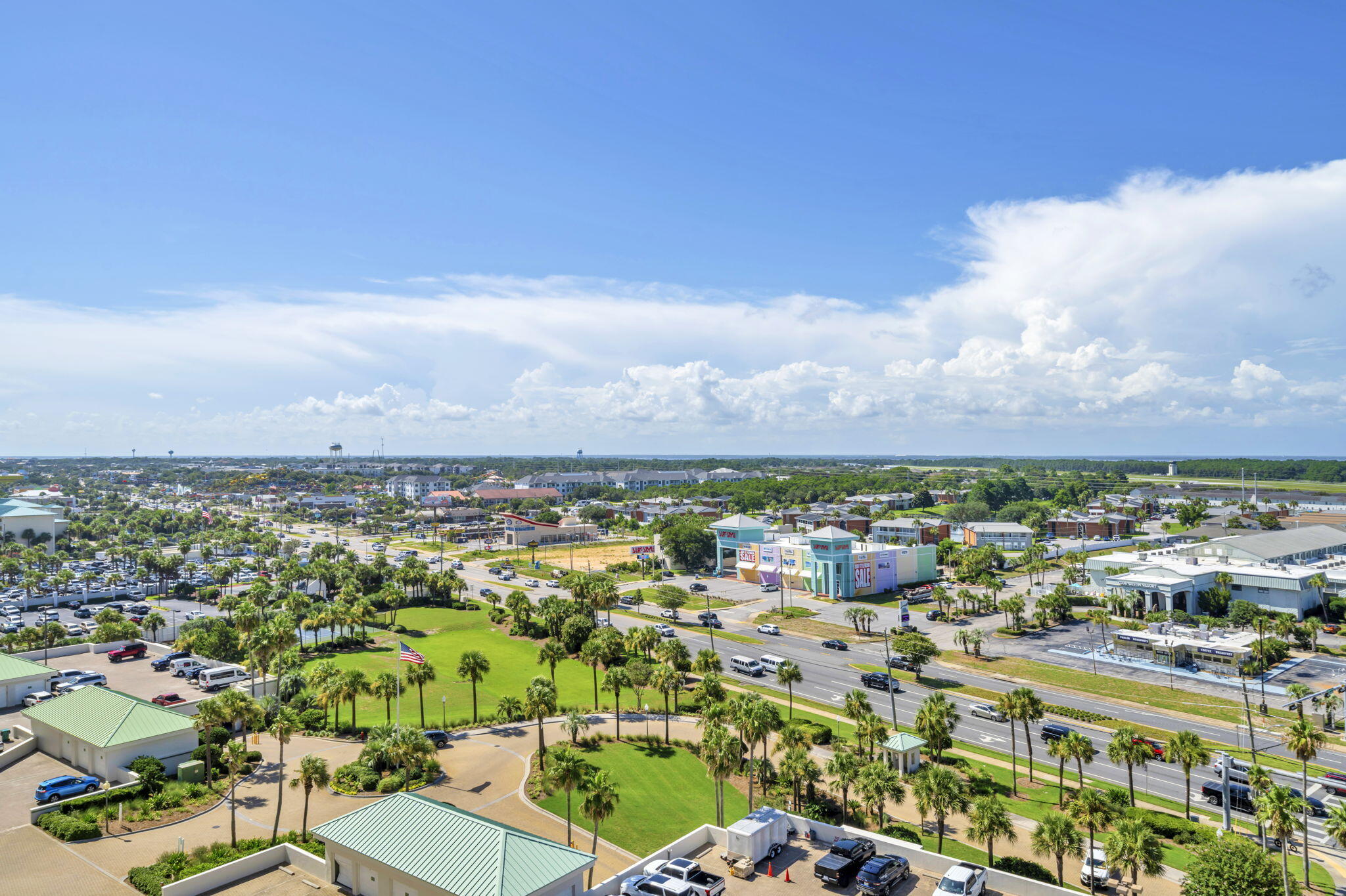 SILVER BEACH TOWERS - Residential