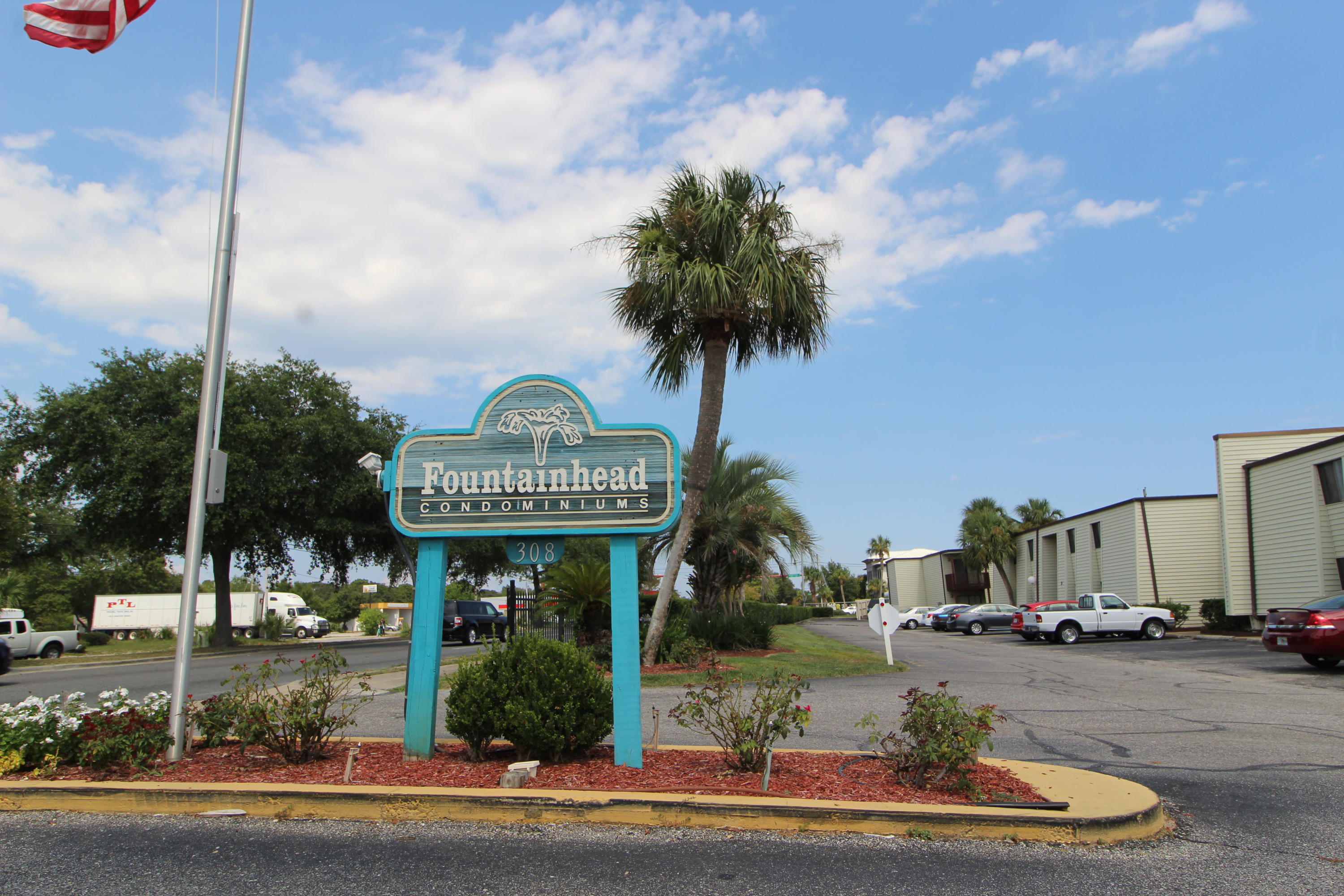 FOUNTAINHEAD CONDOMINIUMS - Residential