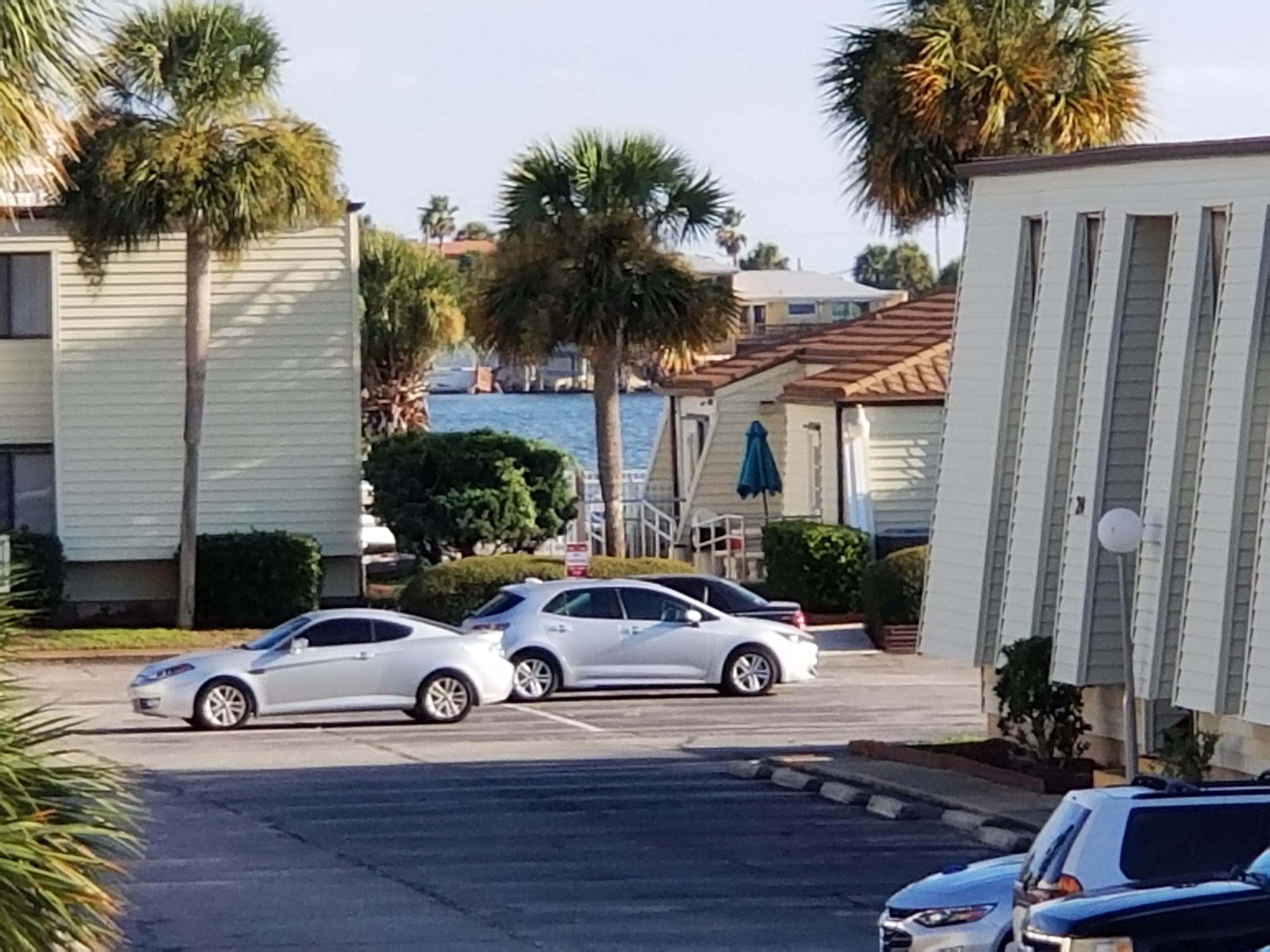 FOUNTAINHEAD CONDOMINIUMS - Residential