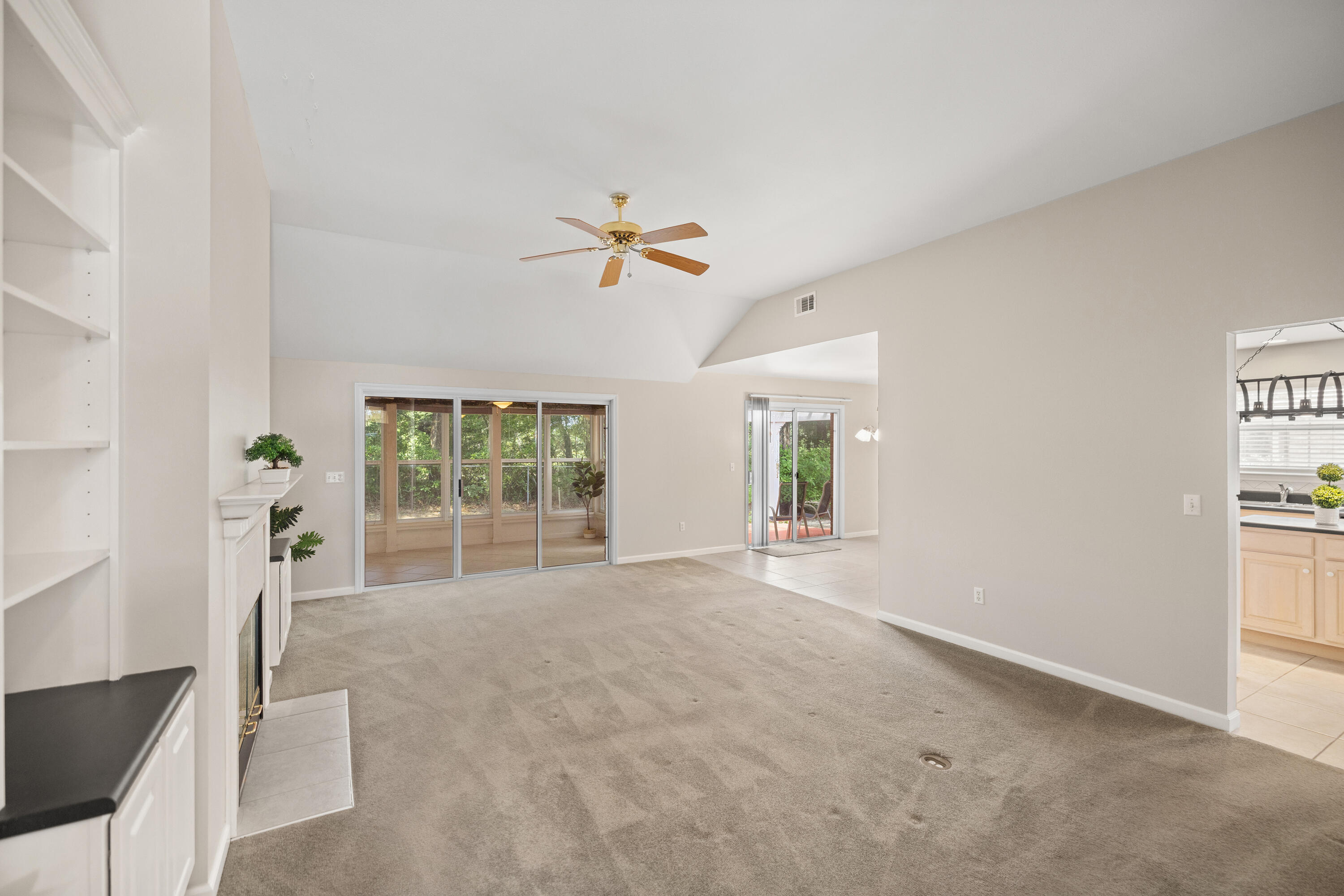 CEDAR RIDGE - Residential