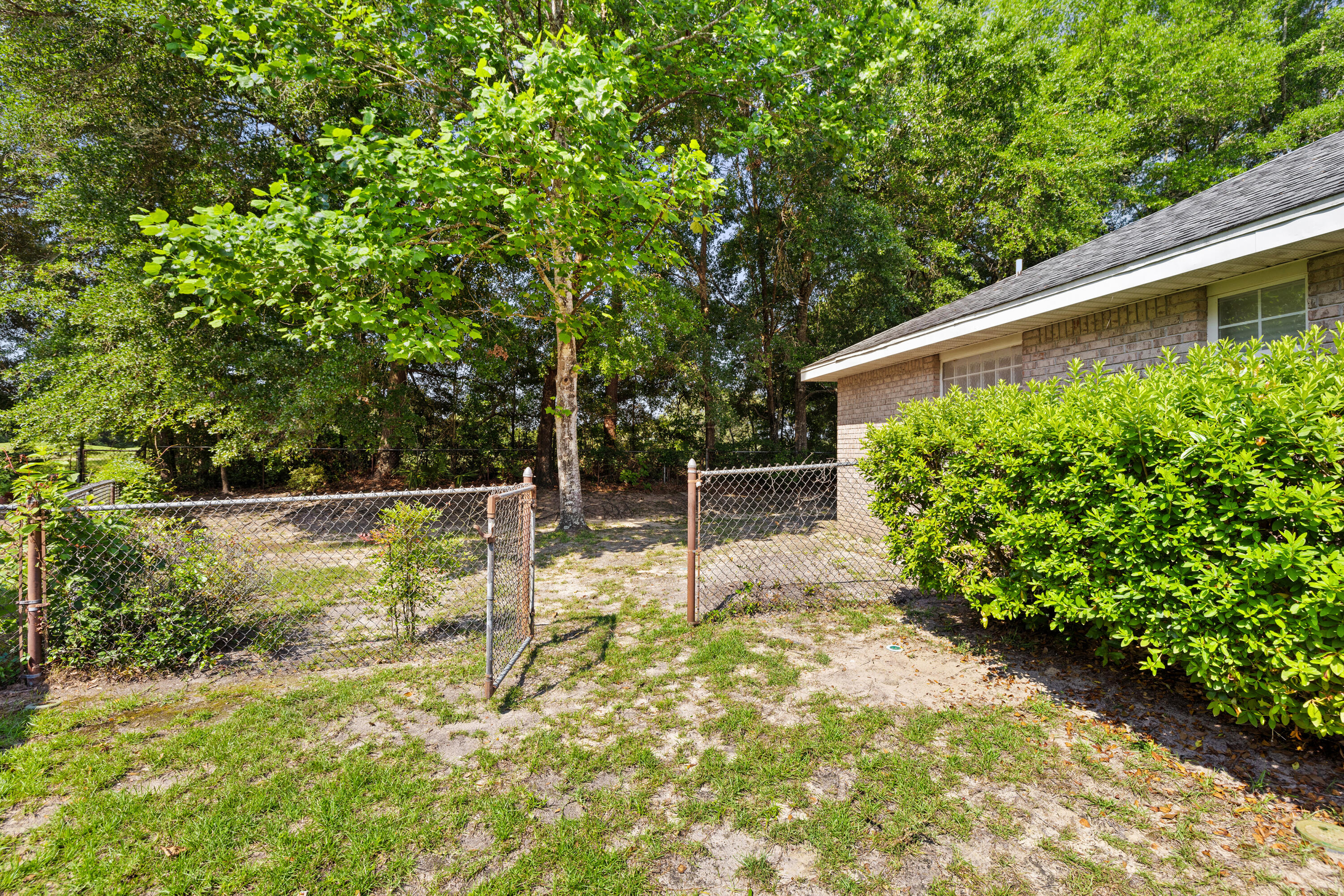 CEDAR RIDGE - Residential