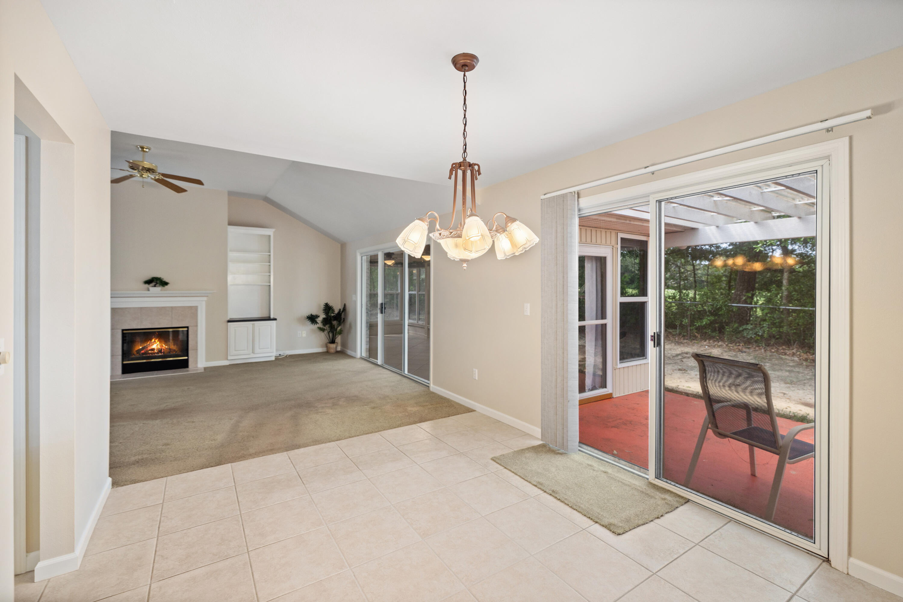 CEDAR RIDGE - Residential