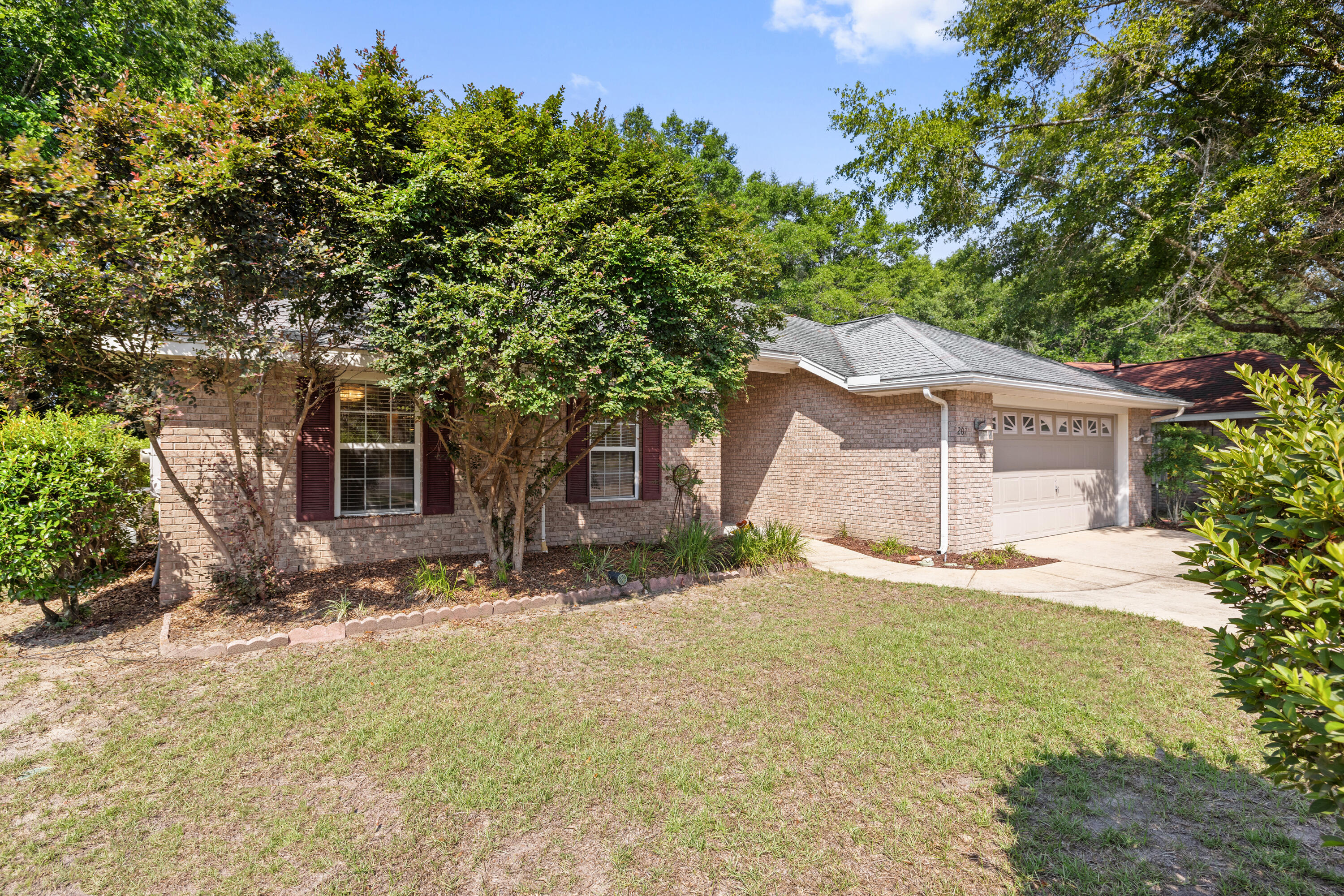 CEDAR RIDGE - Residential