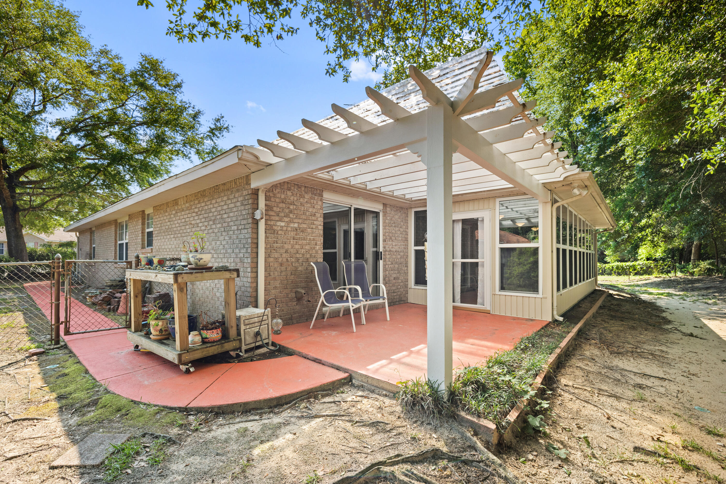 CEDAR RIDGE - Residential