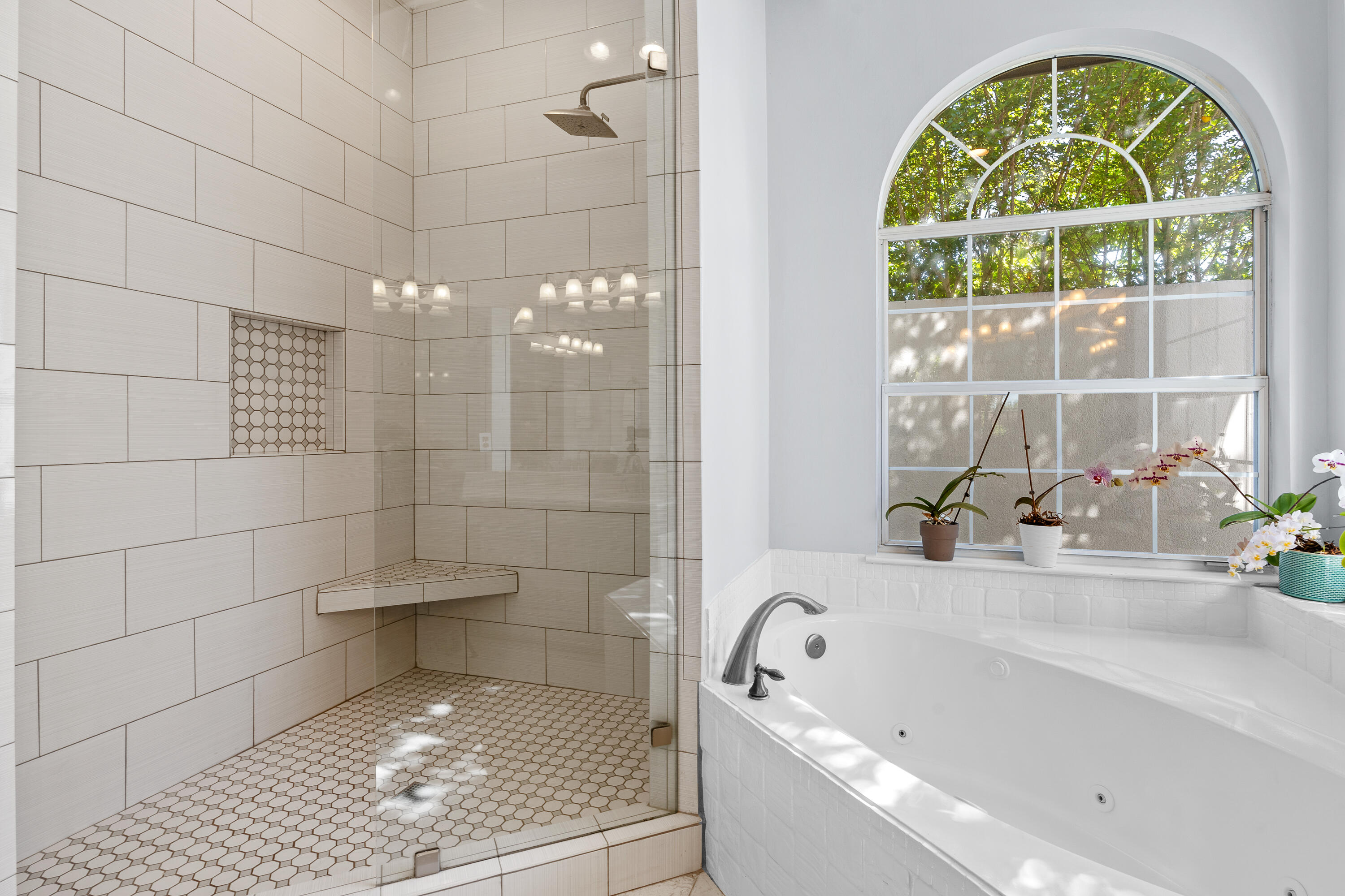 WINDSOR FOREST - Residential