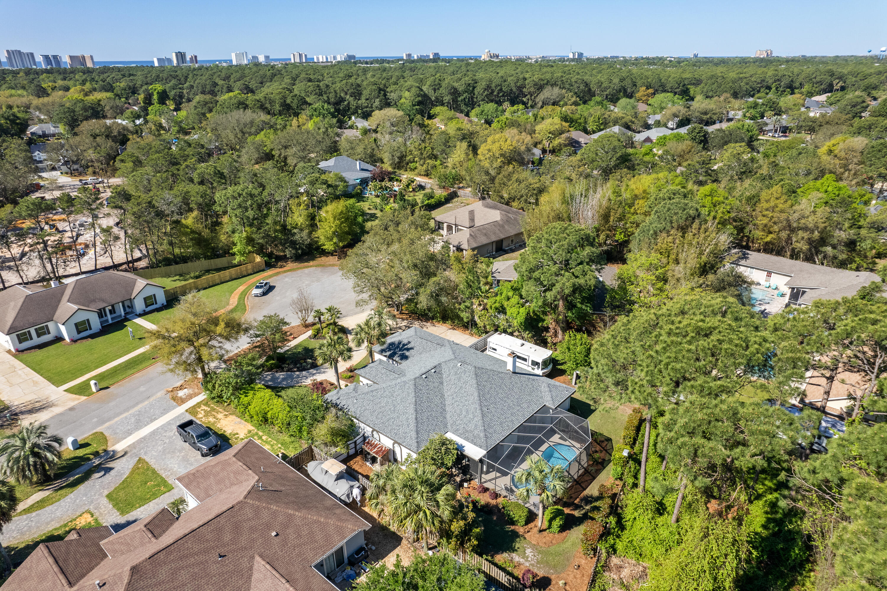 WINDSOR FOREST - Residential