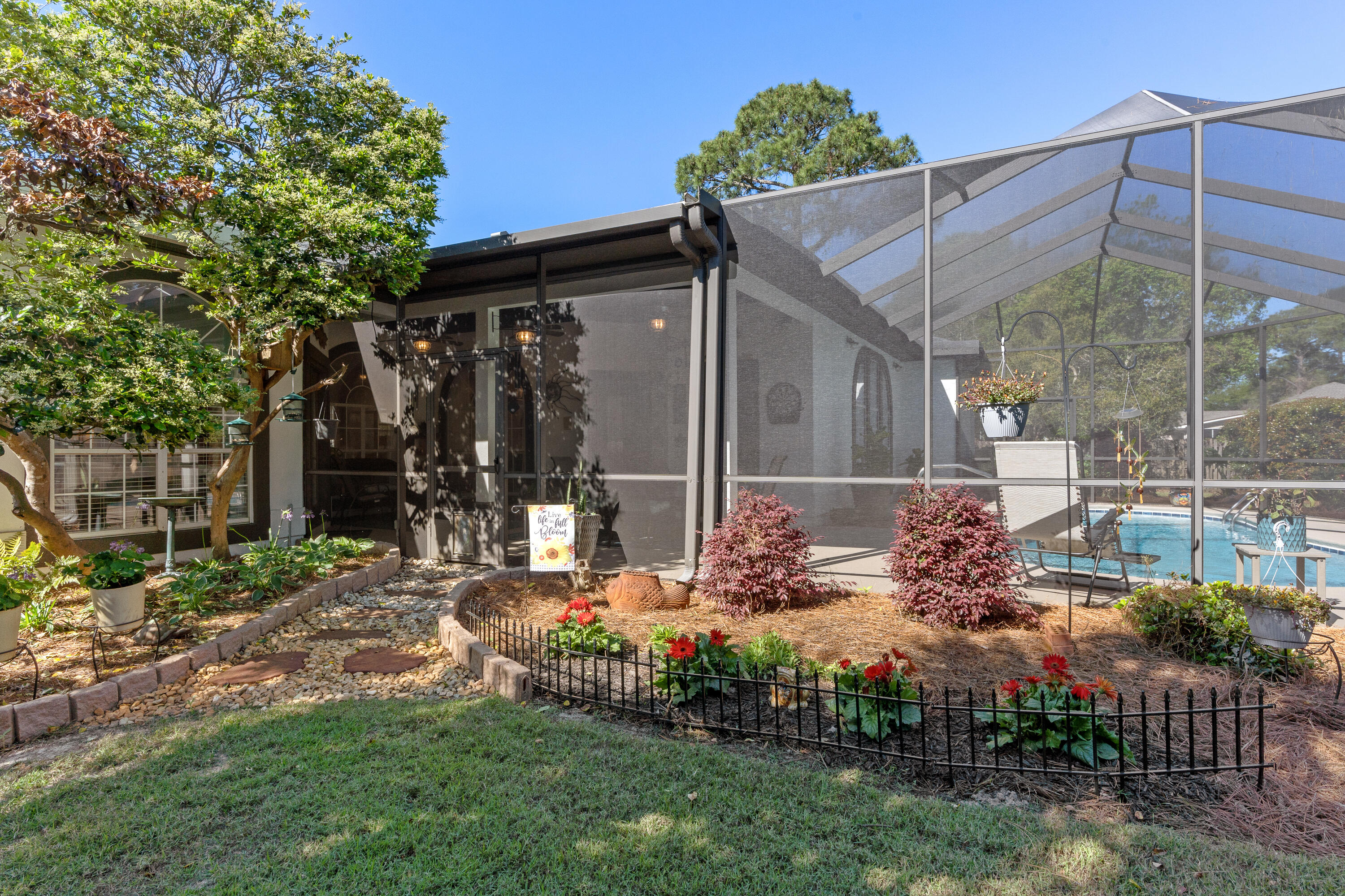 WINDSOR FOREST - Residential