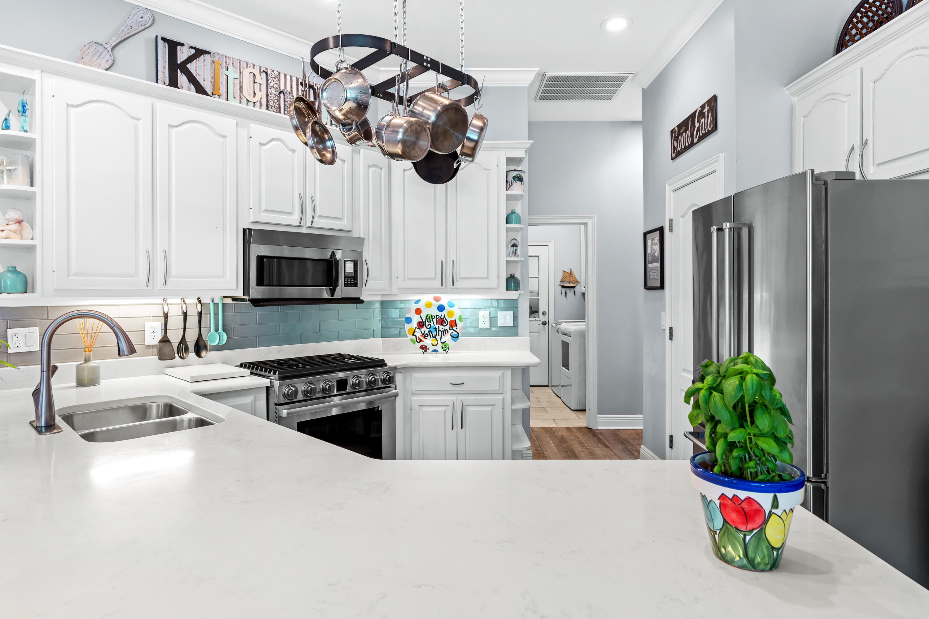 WINDSOR FOREST - Residential