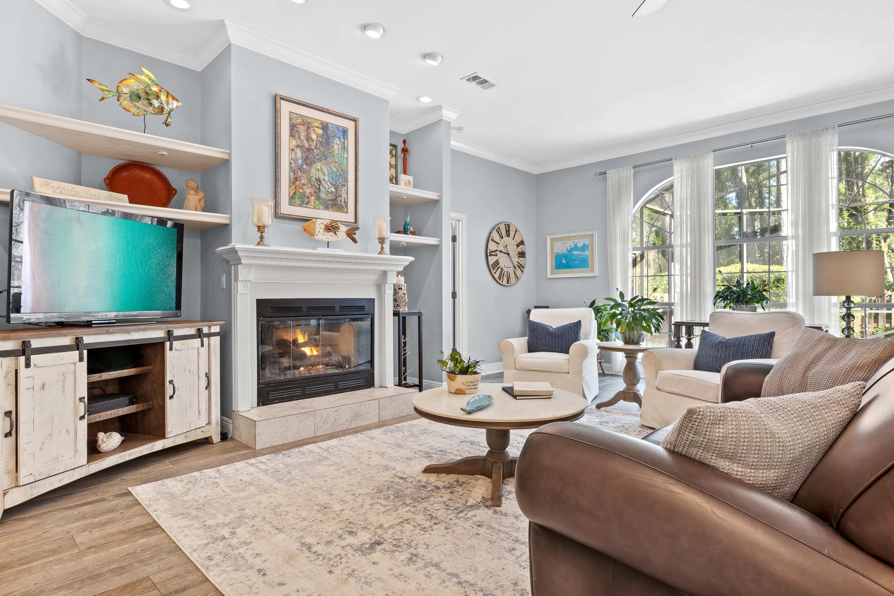 WINDSOR FOREST - Residential