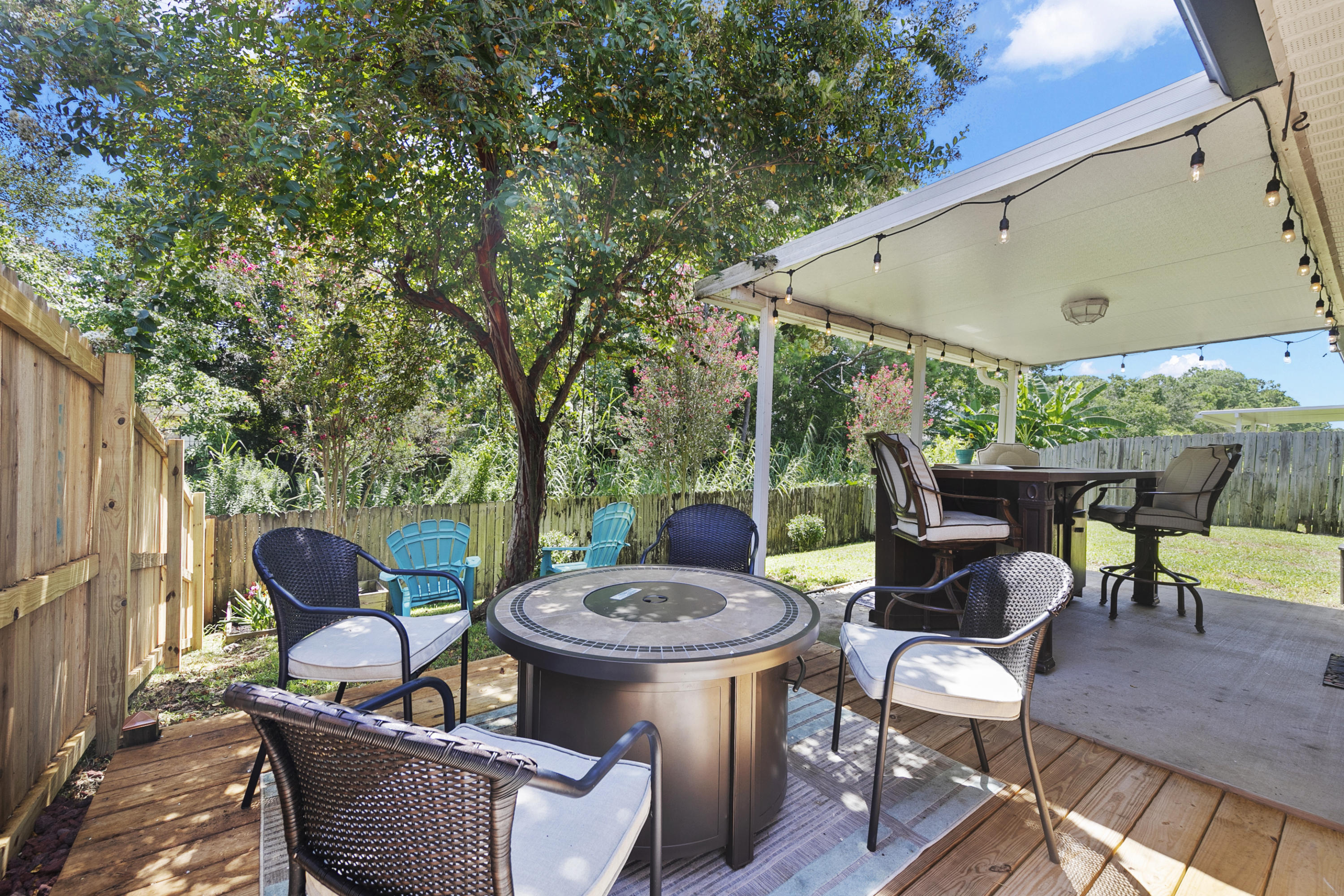 VICTORIAN VILLAGE - Residential