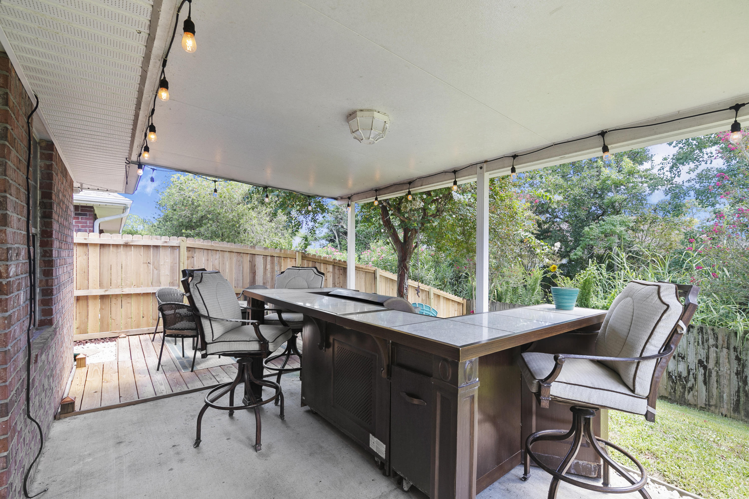 VICTORIAN VILLAGE - Residential