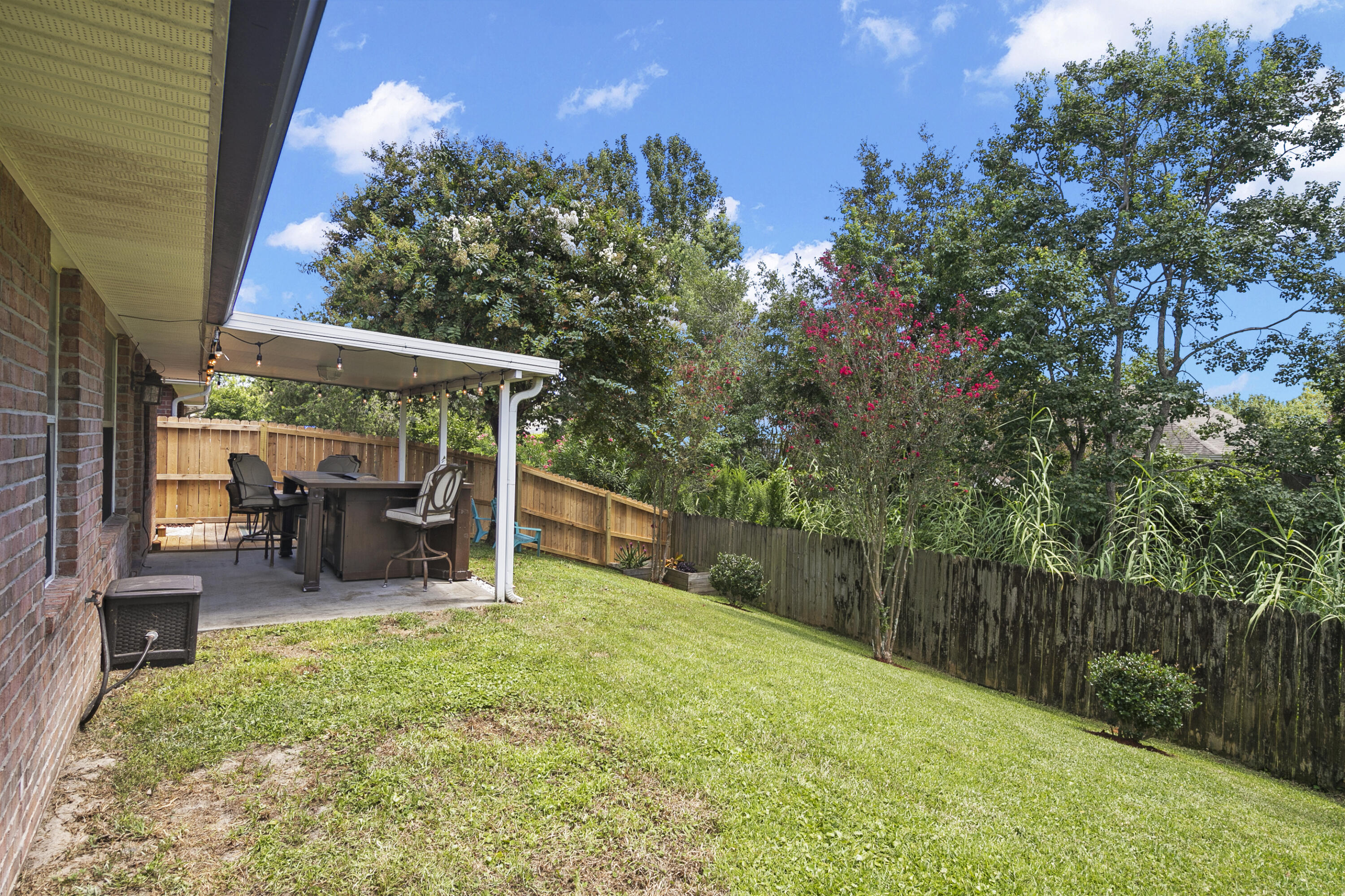 VICTORIAN VILLAGE - Residential