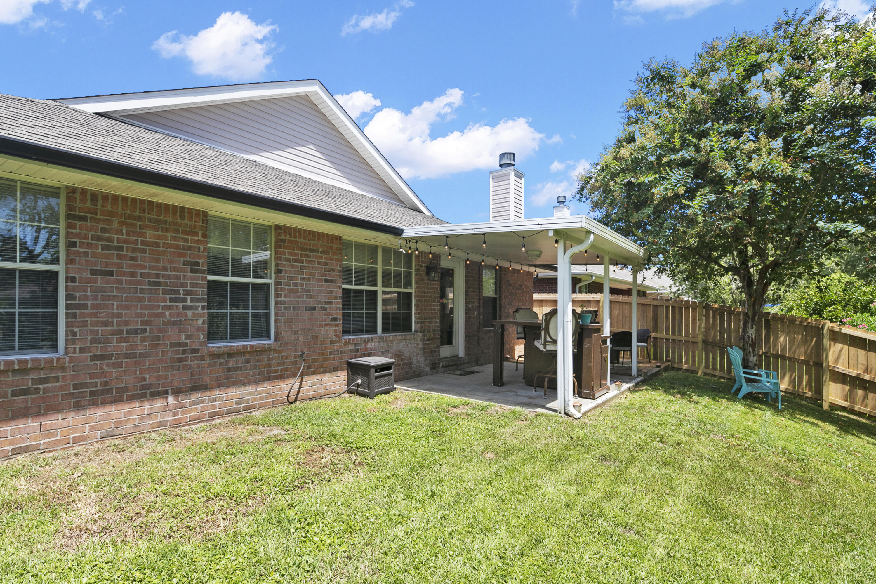 VICTORIAN VILLAGE - Residential