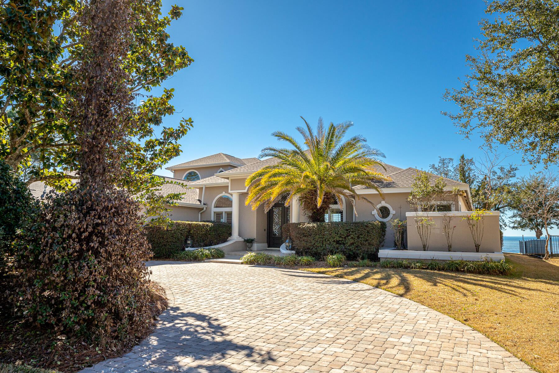 SOUTHWIND - Residential