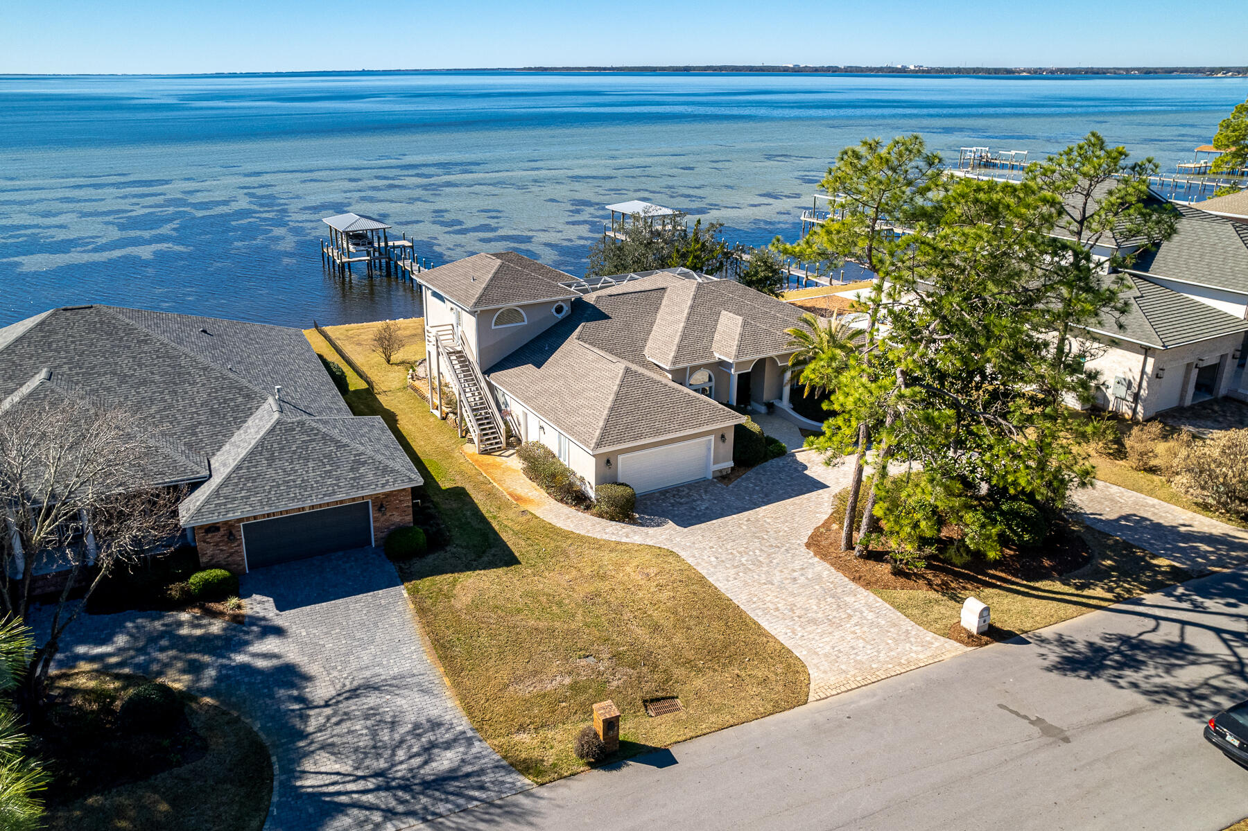 SOUTHWIND - Residential