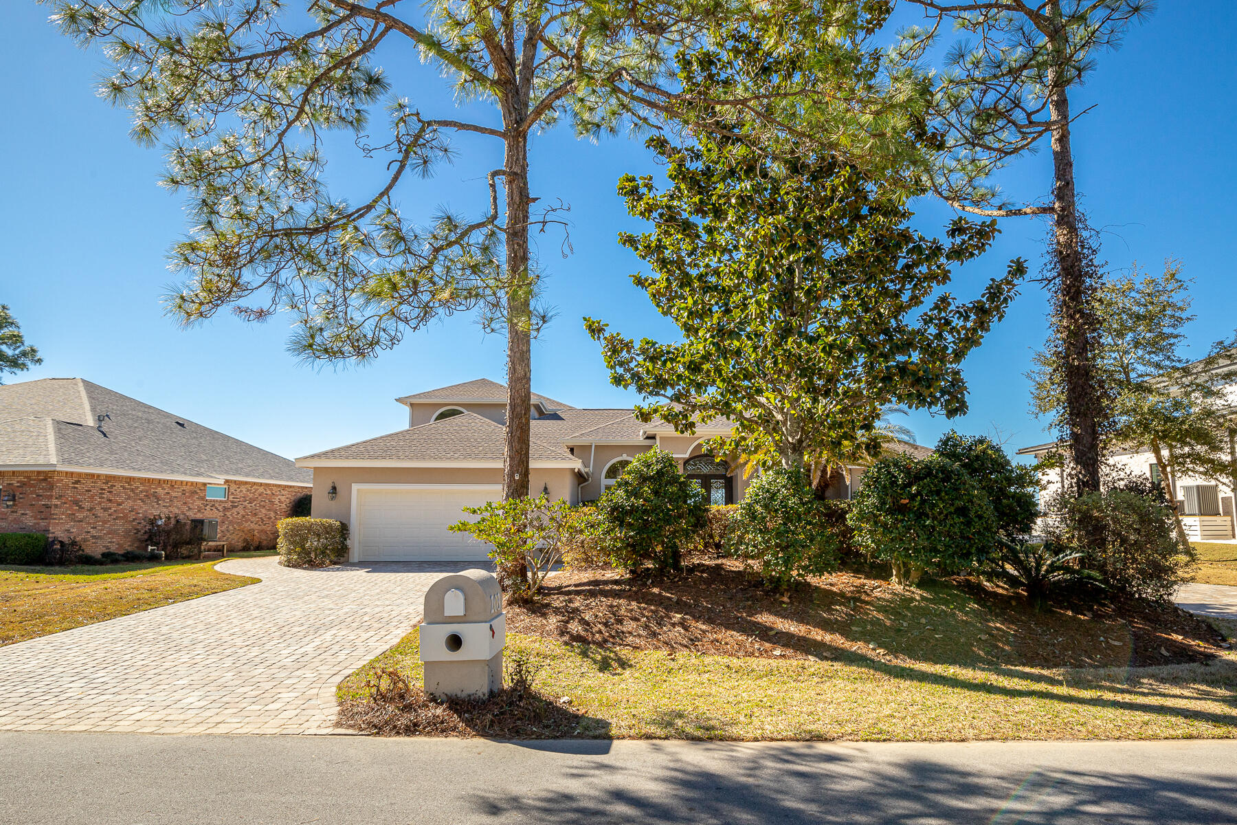 SOUTHWIND - Residential