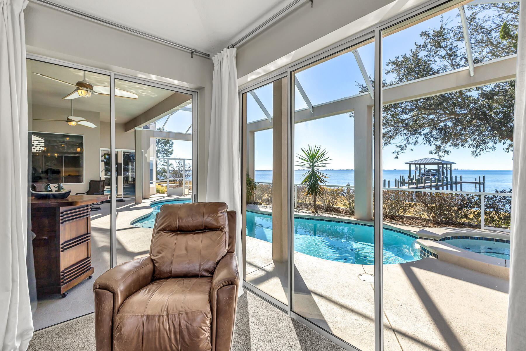 SOUTHWIND - Residential