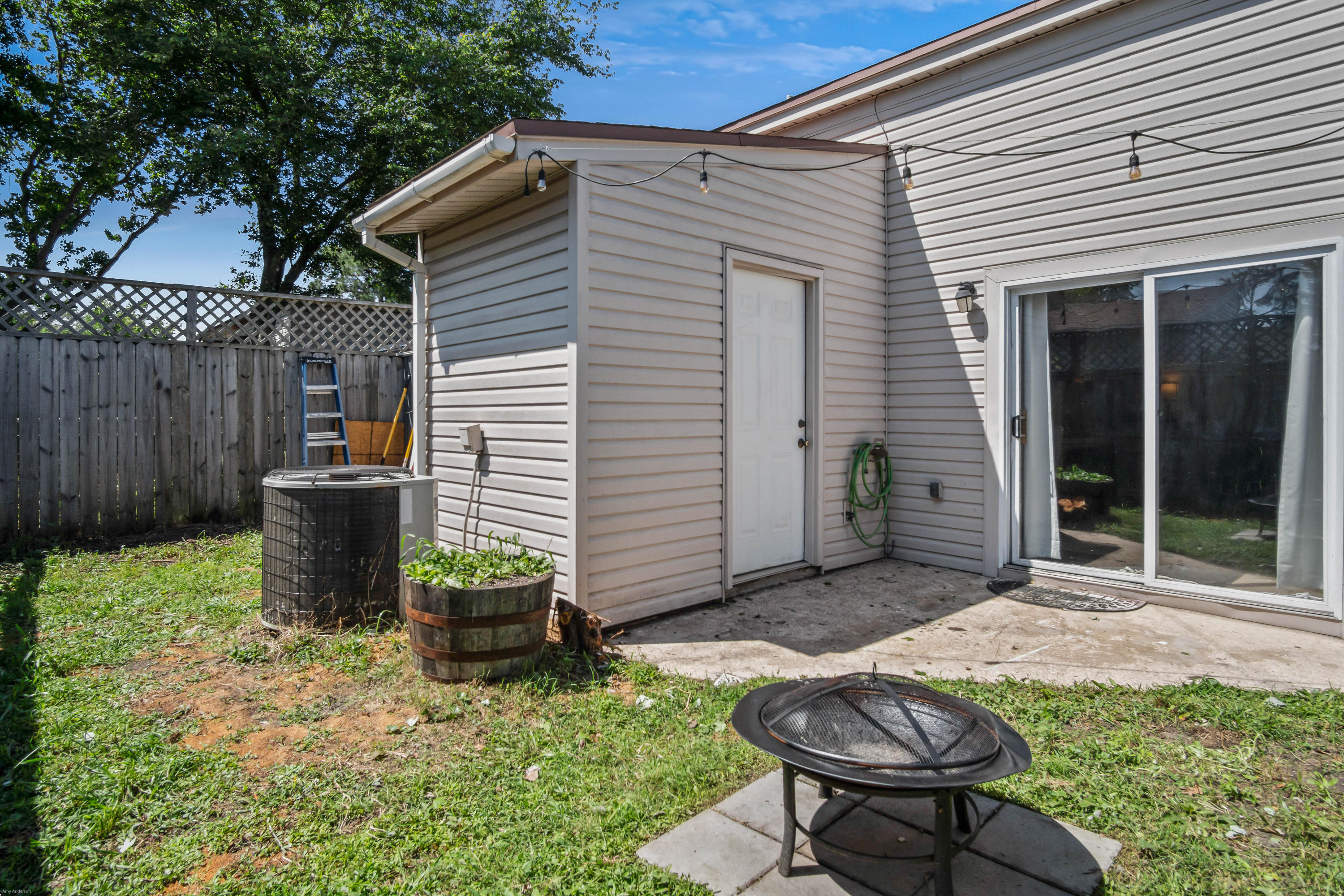 PINE MEADOWS 1ST ADDNF - Residential