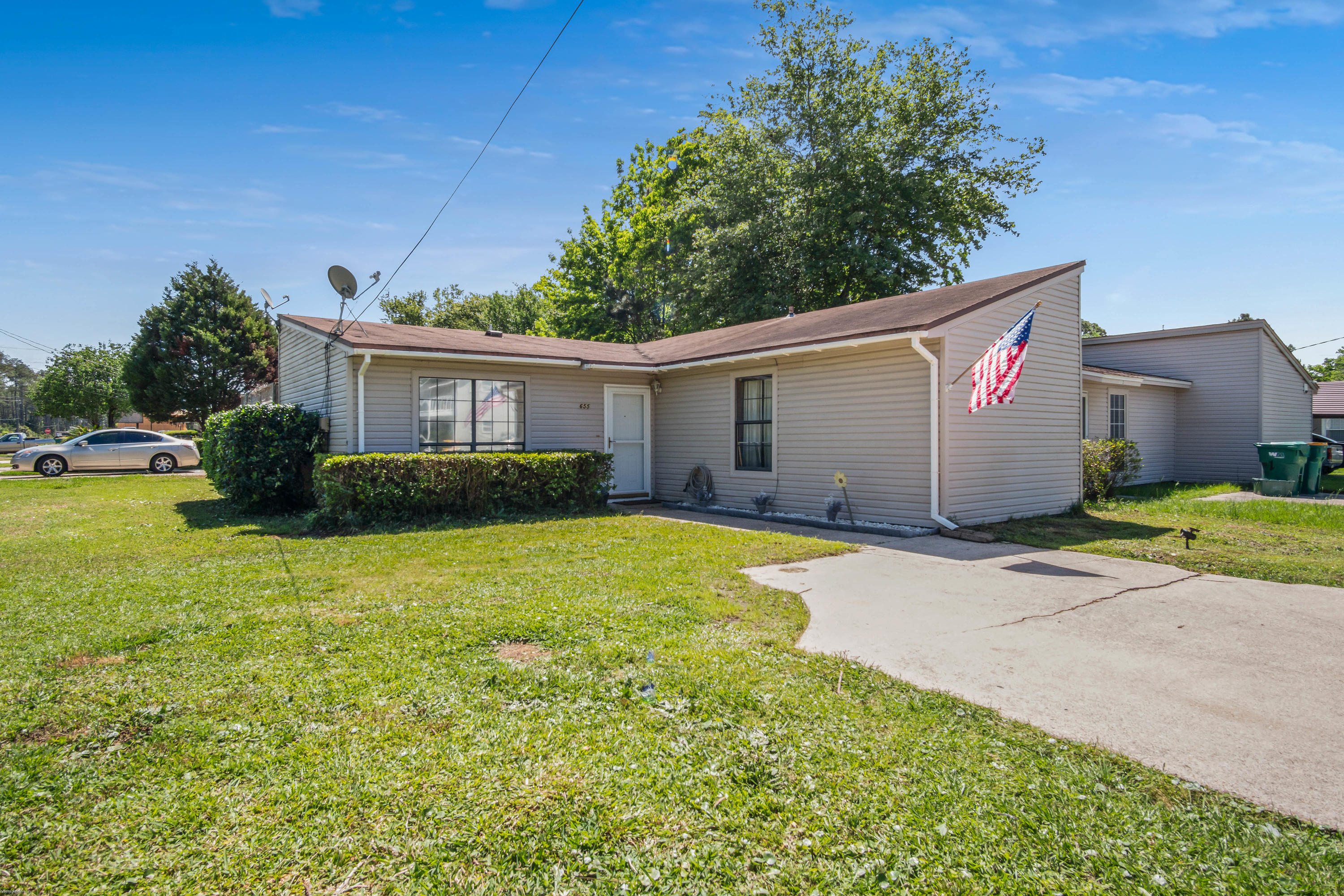 PINE MEADOWS 1ST ADDNF - Residential