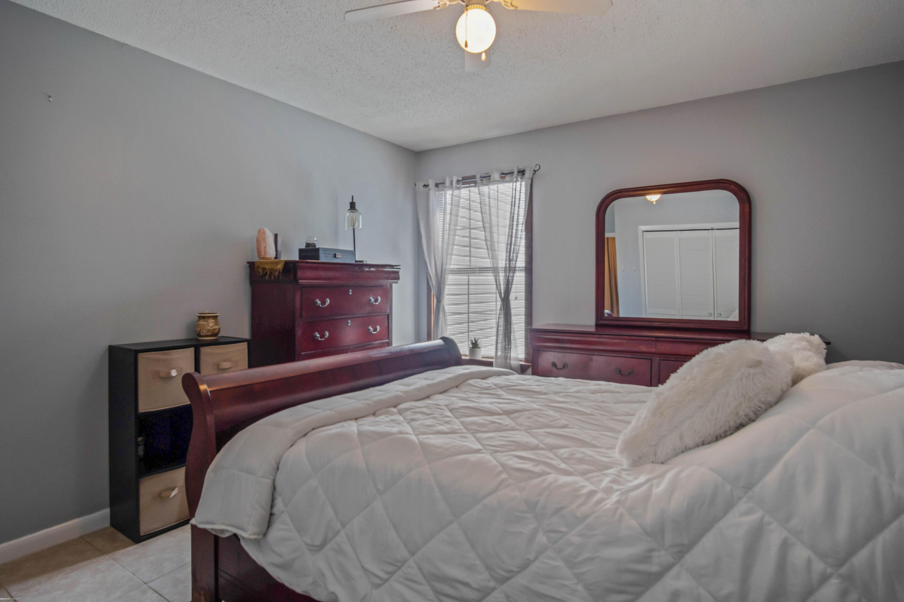 PINE MEADOWS 1ST ADDNF - Residential