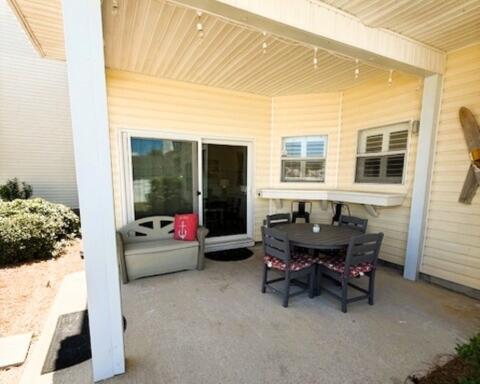 SANDPIPER COVE - Residential