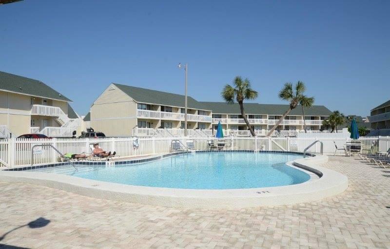 SANDPIPER COVE - Residential