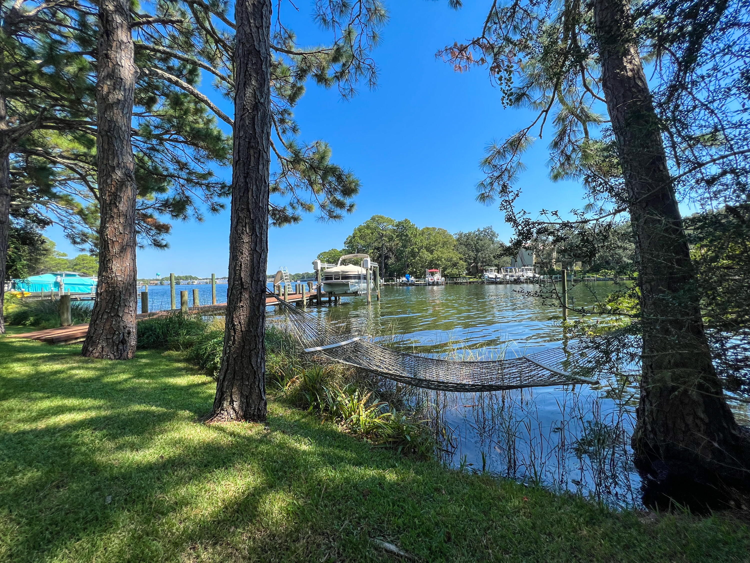 KIDD BAYOU OAKS - Residential