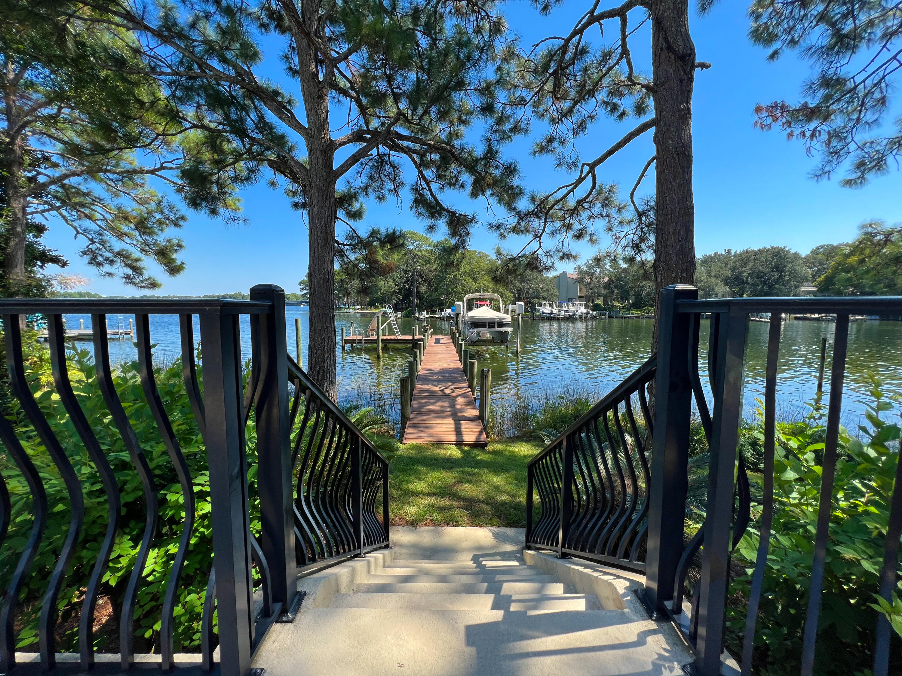 KIDD BAYOU OAKS - Residential