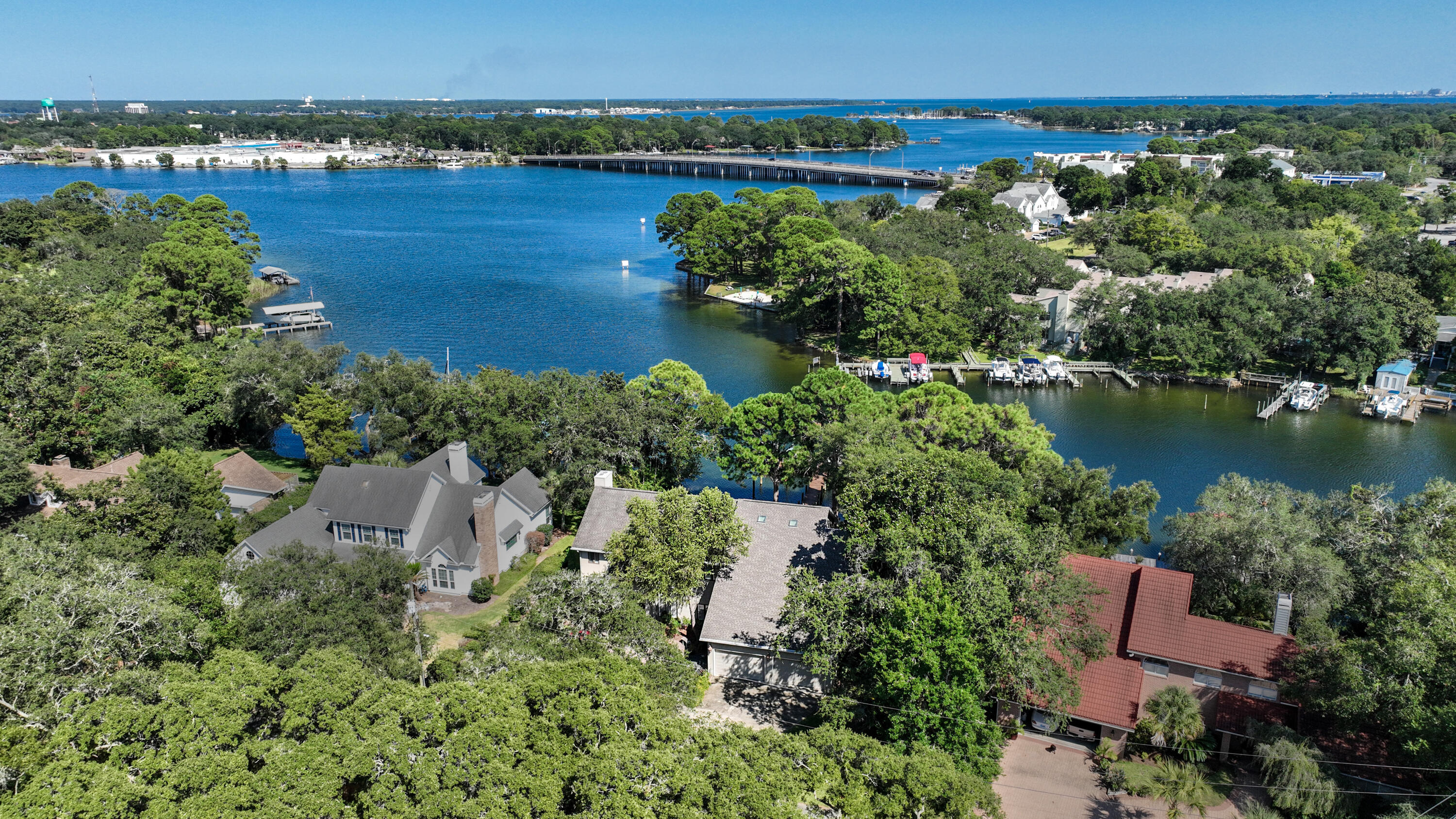 KIDD BAYOU OAKS - Residential