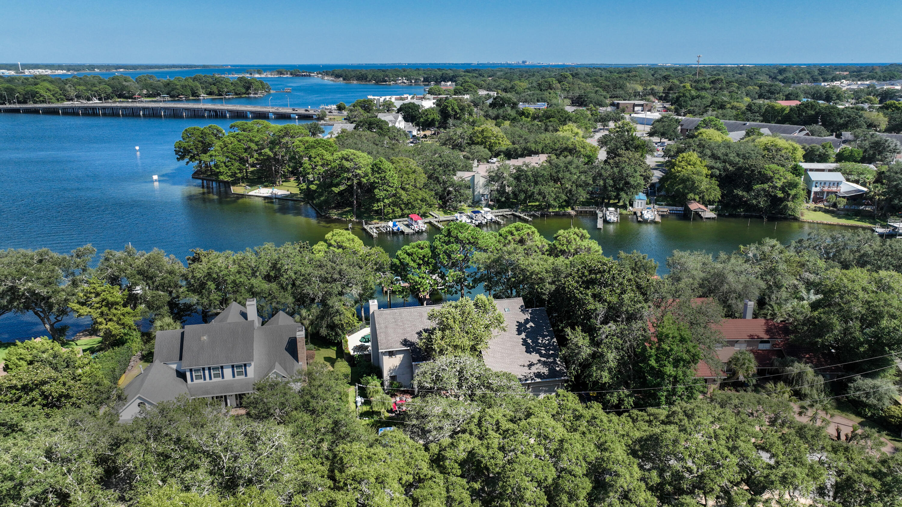 KIDD BAYOU OAKS - Residential