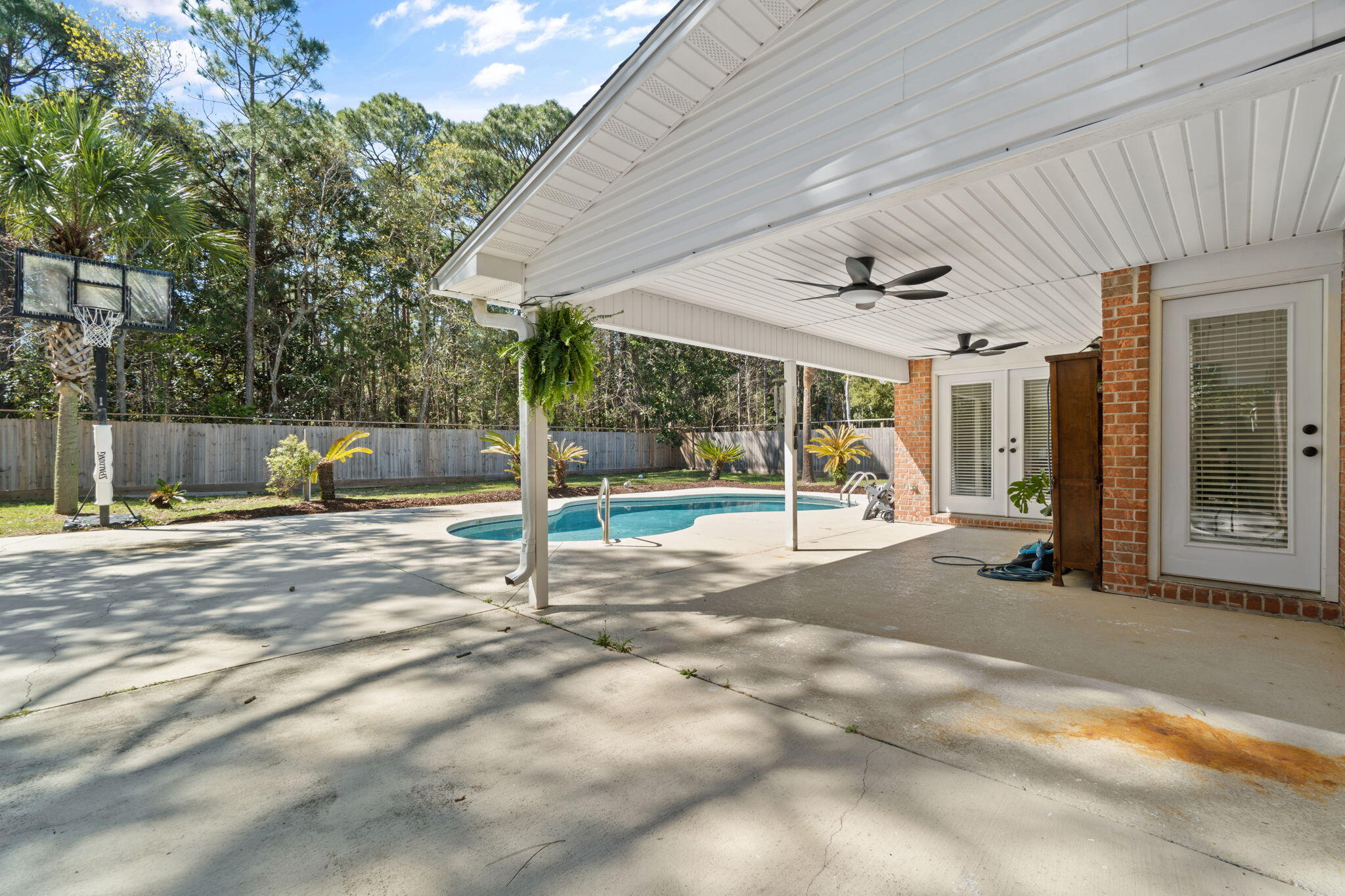 WOODLORE - Residential