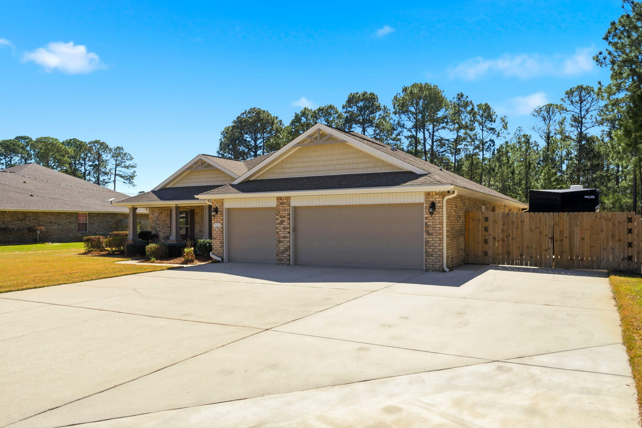 HOLLEY BY THE SEA - Residential