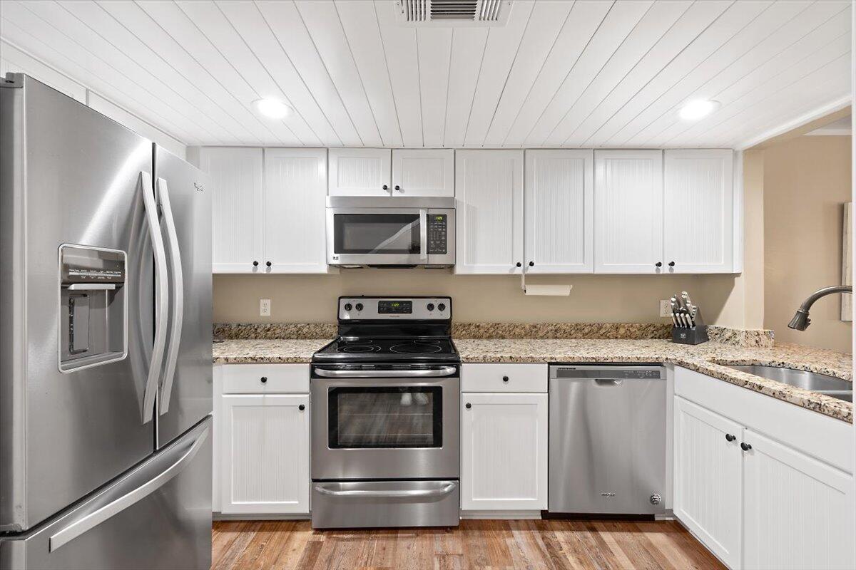BAYOU VILLAGE CONDO PH 1 - Residential