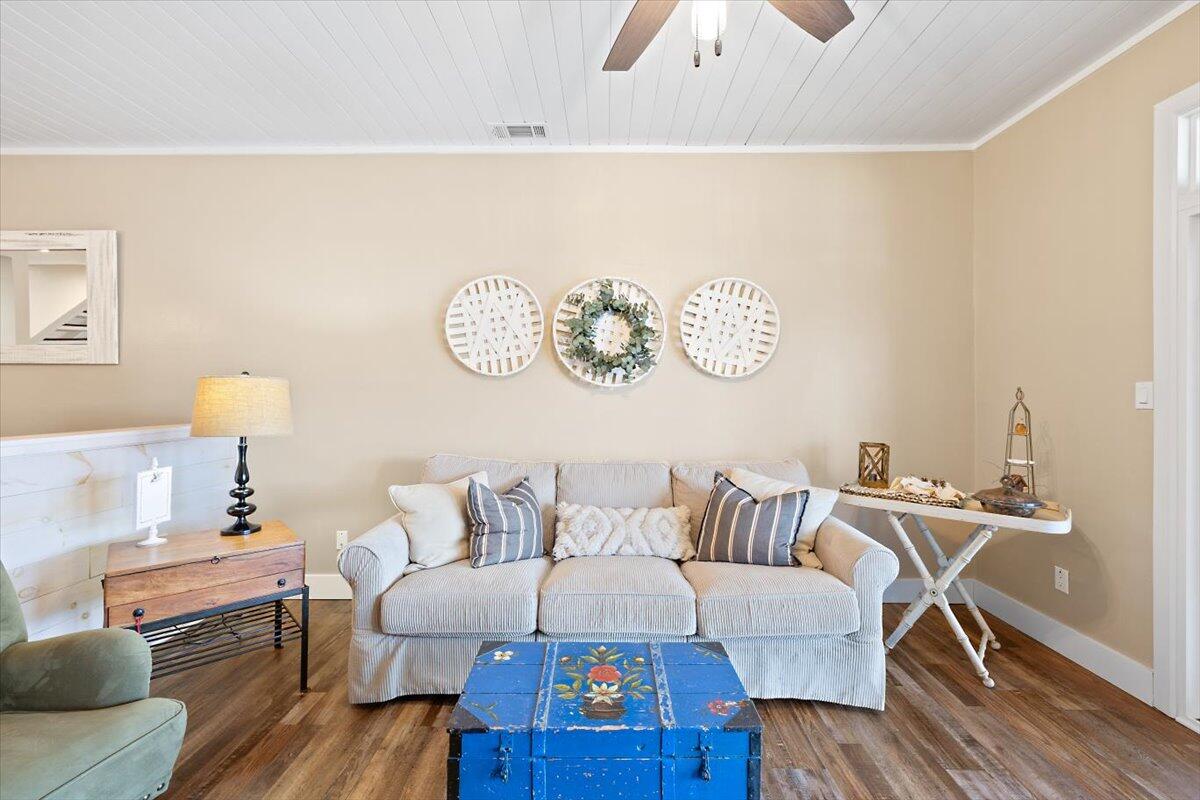 BAYOU VILLAGE CONDO PH 1 - Residential