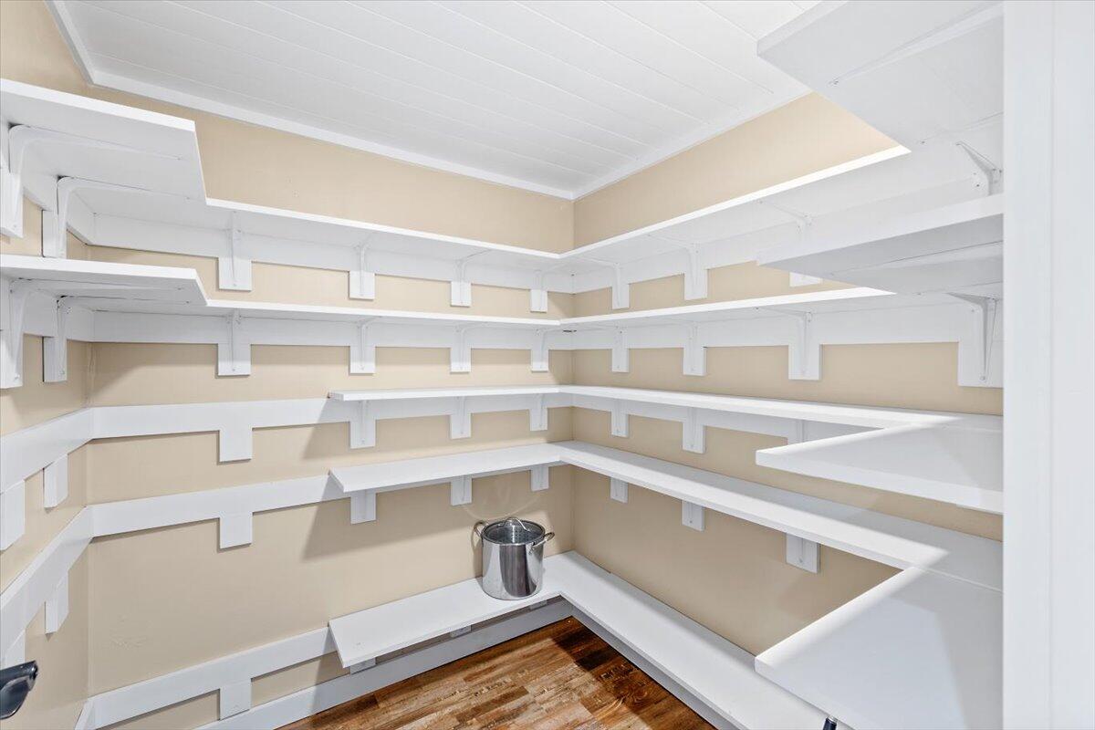 BAYOU VILLAGE CONDO PH 1 - Residential