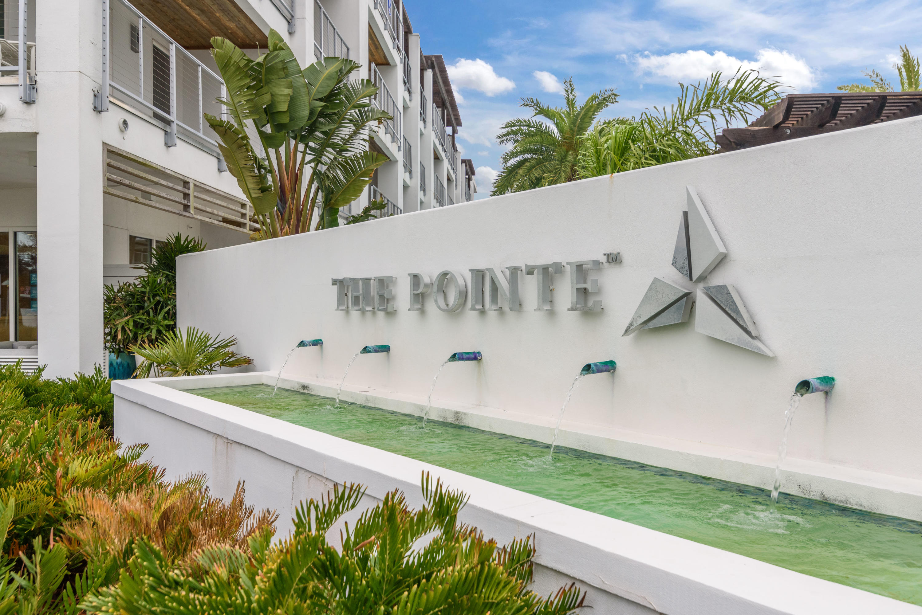 THE POINTE CONDOMINIUM - Residential