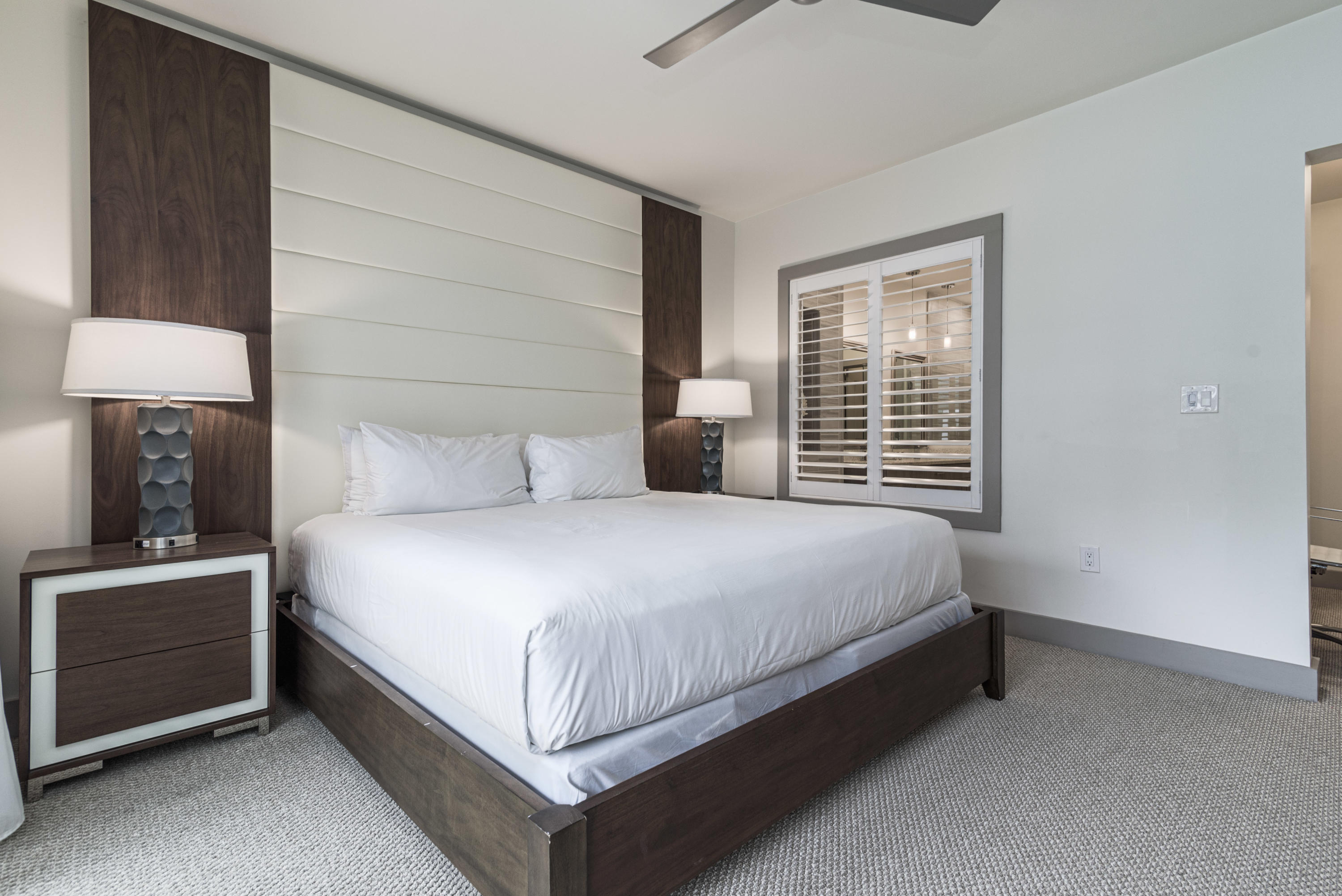 THE POINTE CONDOMINIUM - Residential