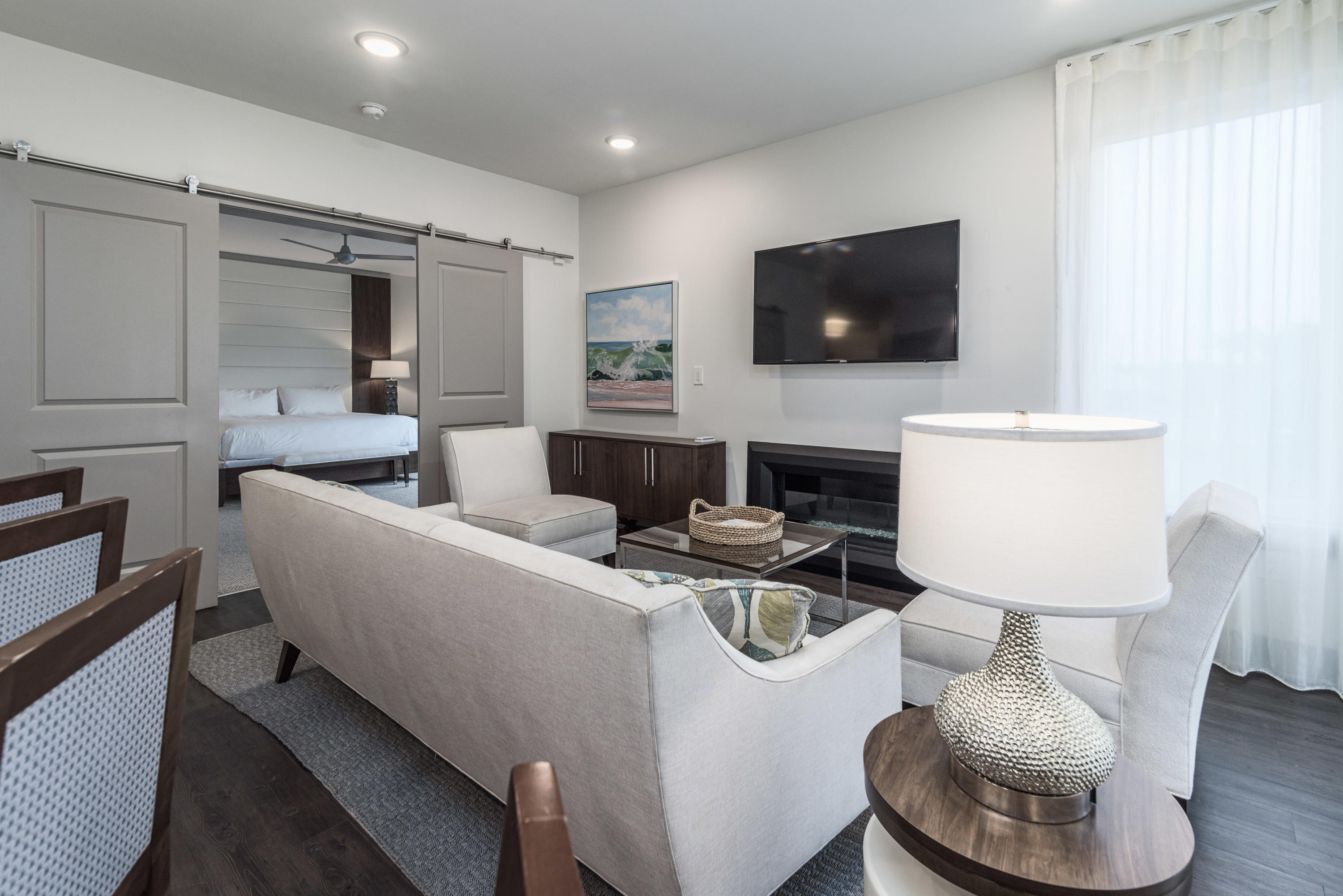 THE POINTE CONDOMINIUM - Residential