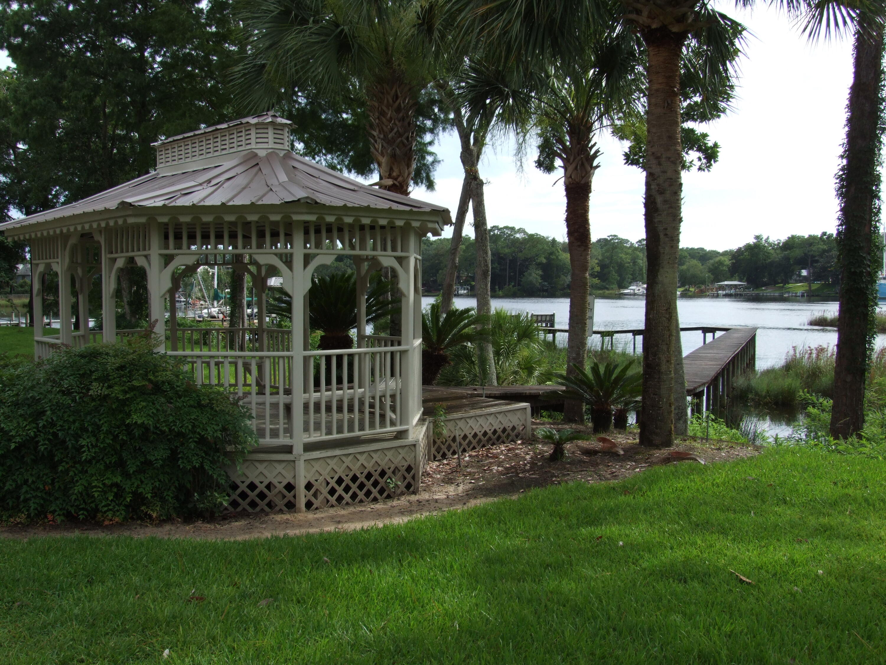 Swift Creek Townhomes - Residential