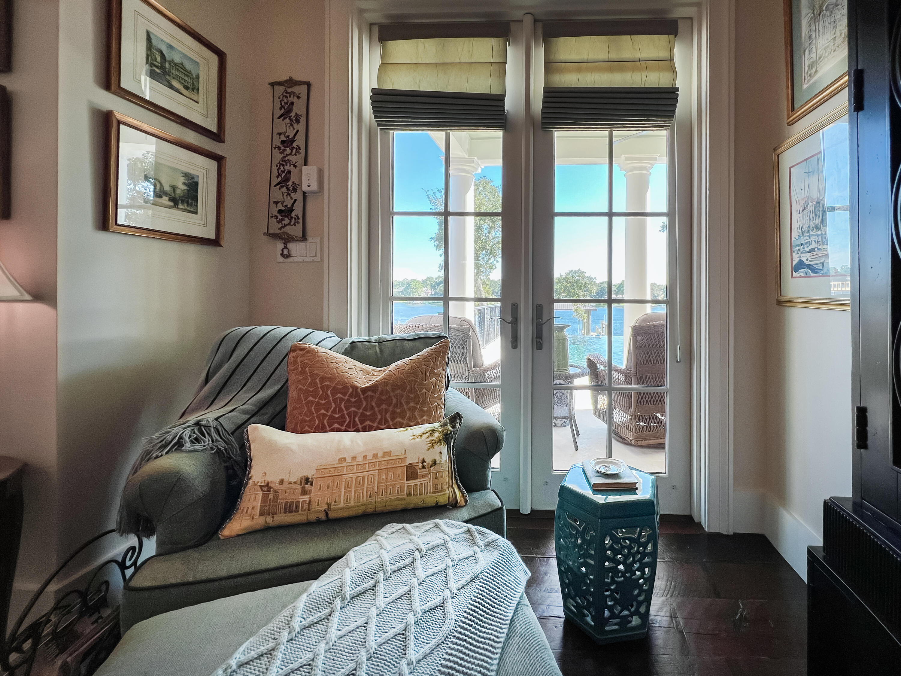 BAYOU VISTA - Residential