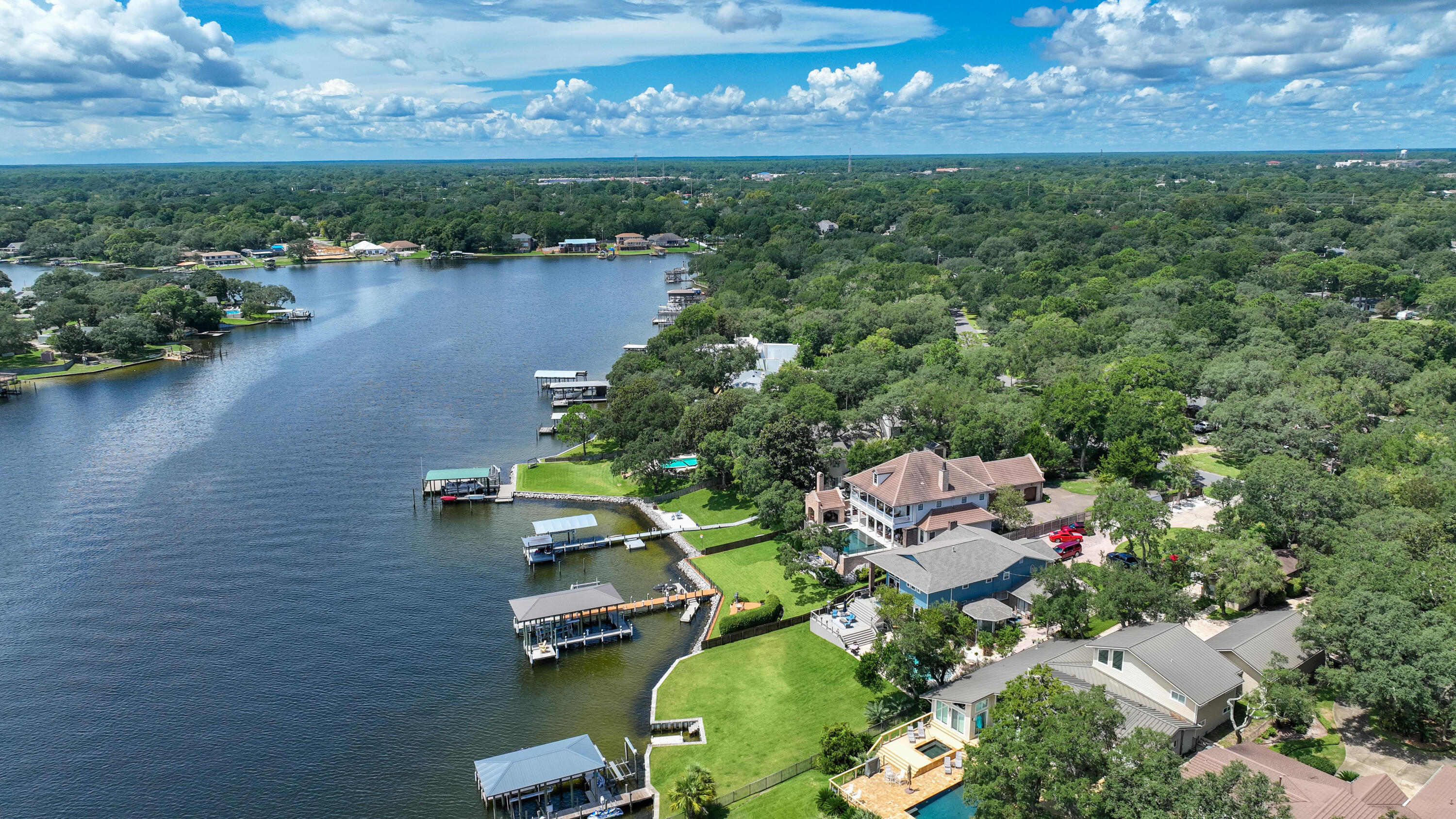 BAYOU VISTA - Residential