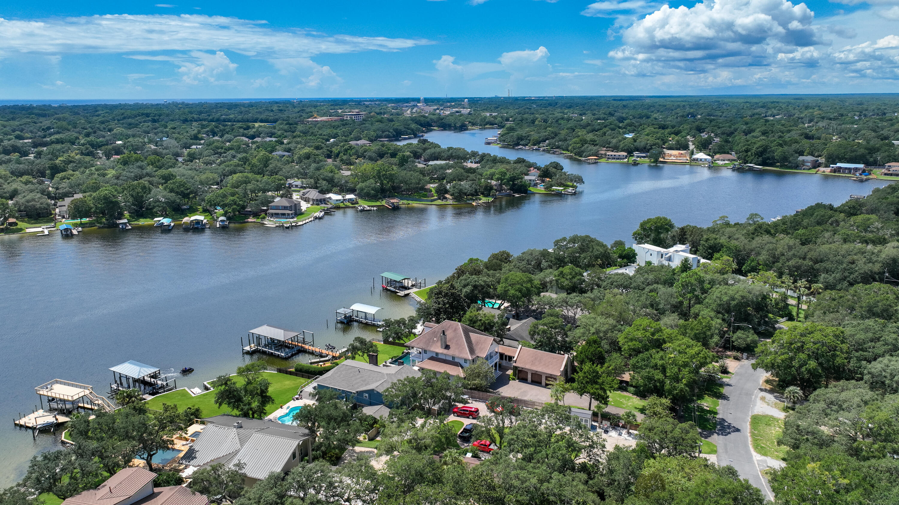 BAYOU VISTA - Residential