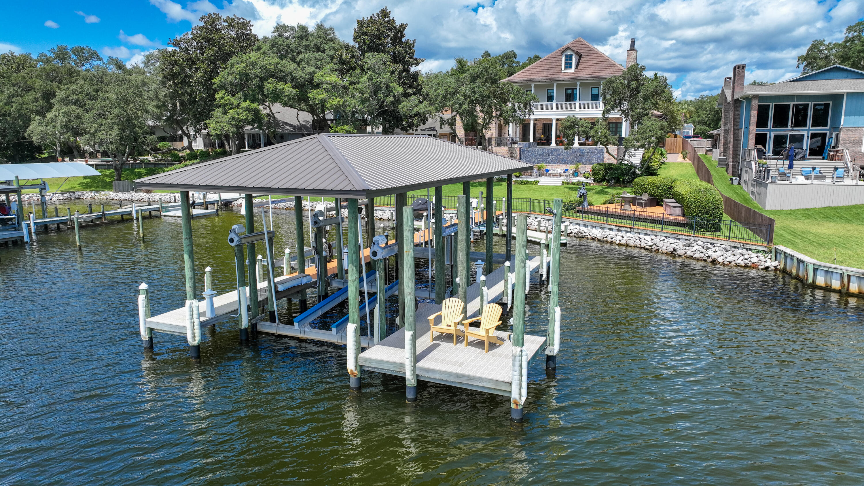 BAYOU VISTA - Residential