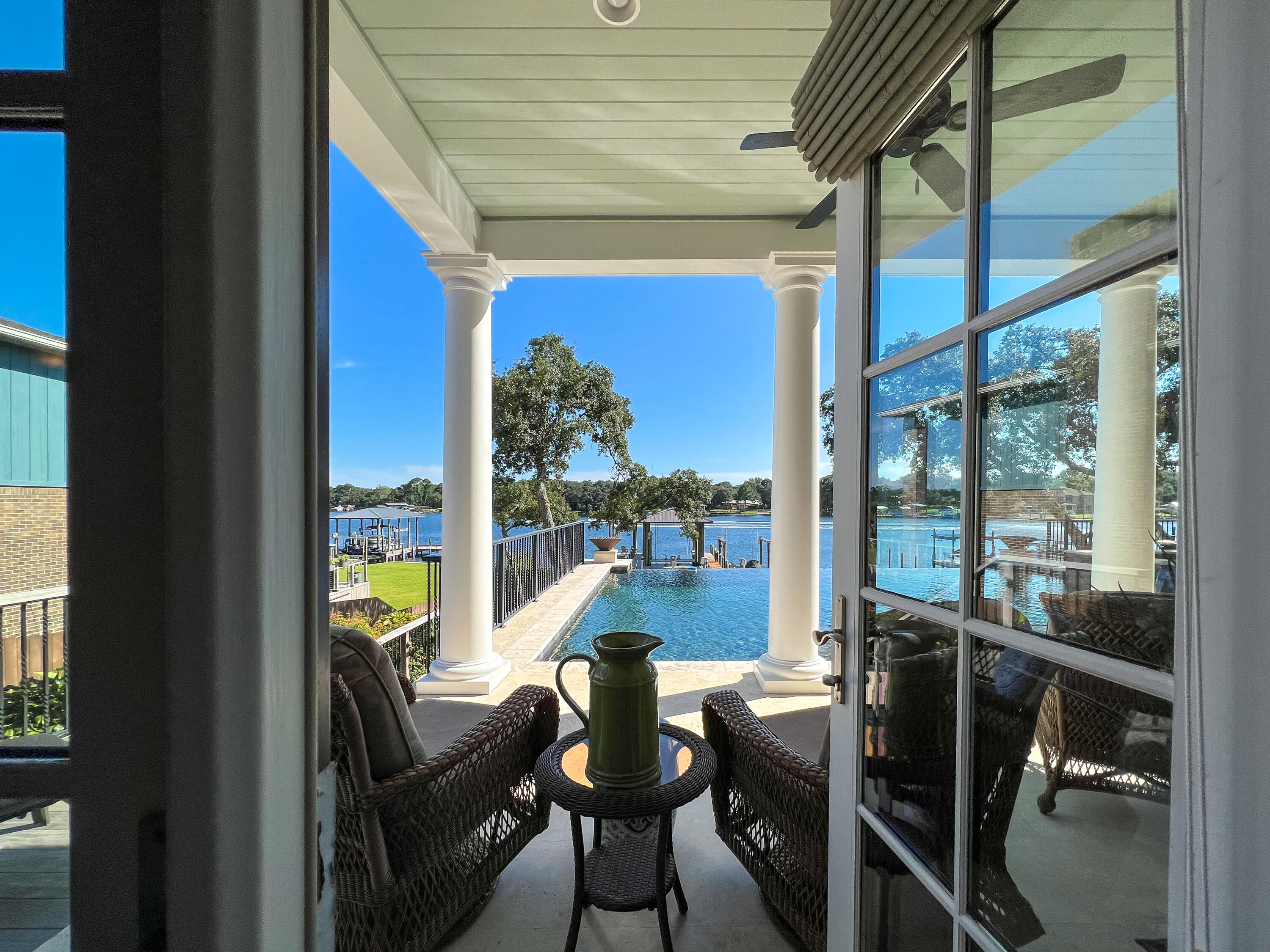 BAYOU VISTA - Residential