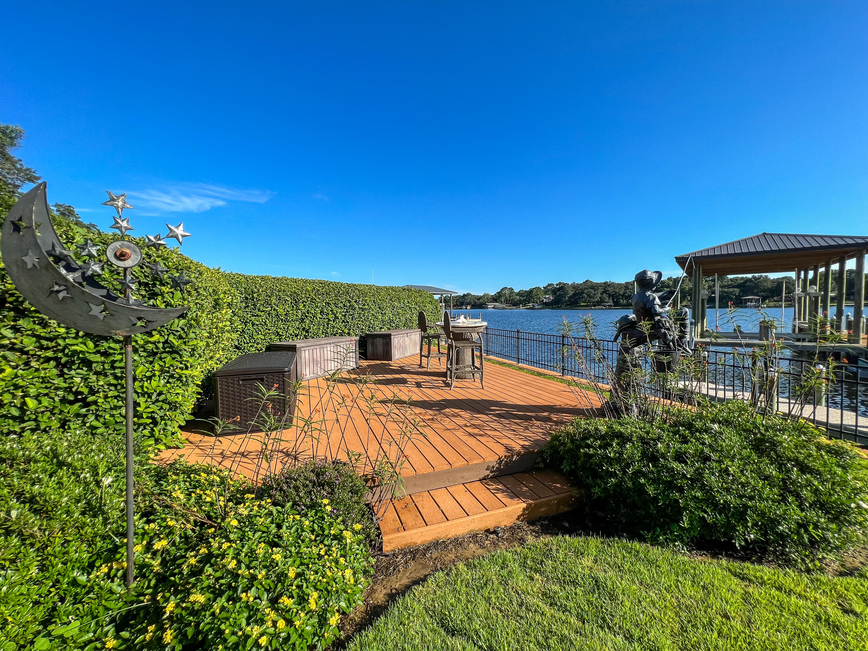 BAYOU VISTA - Residential