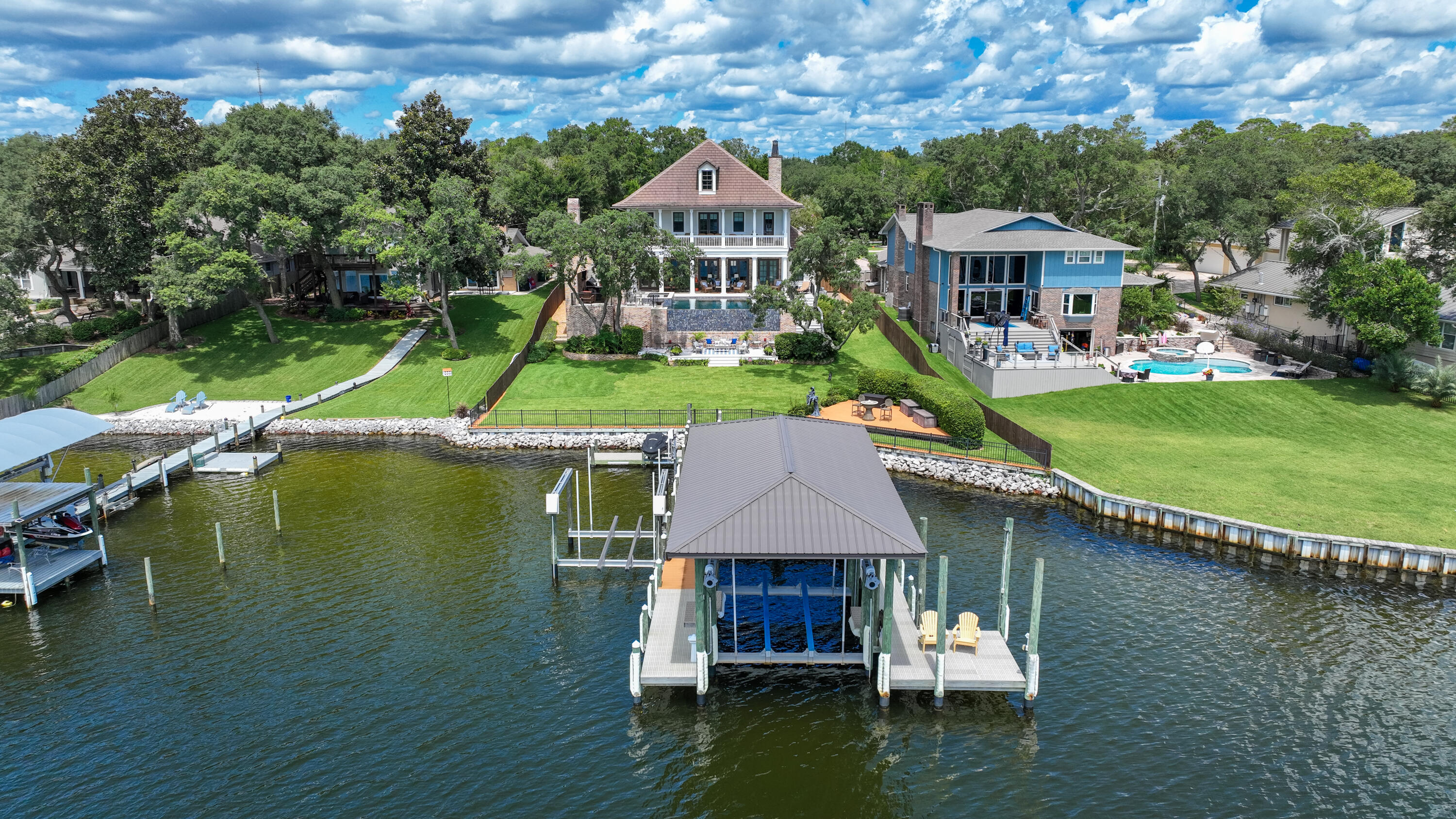 BAYOU VISTA - Residential