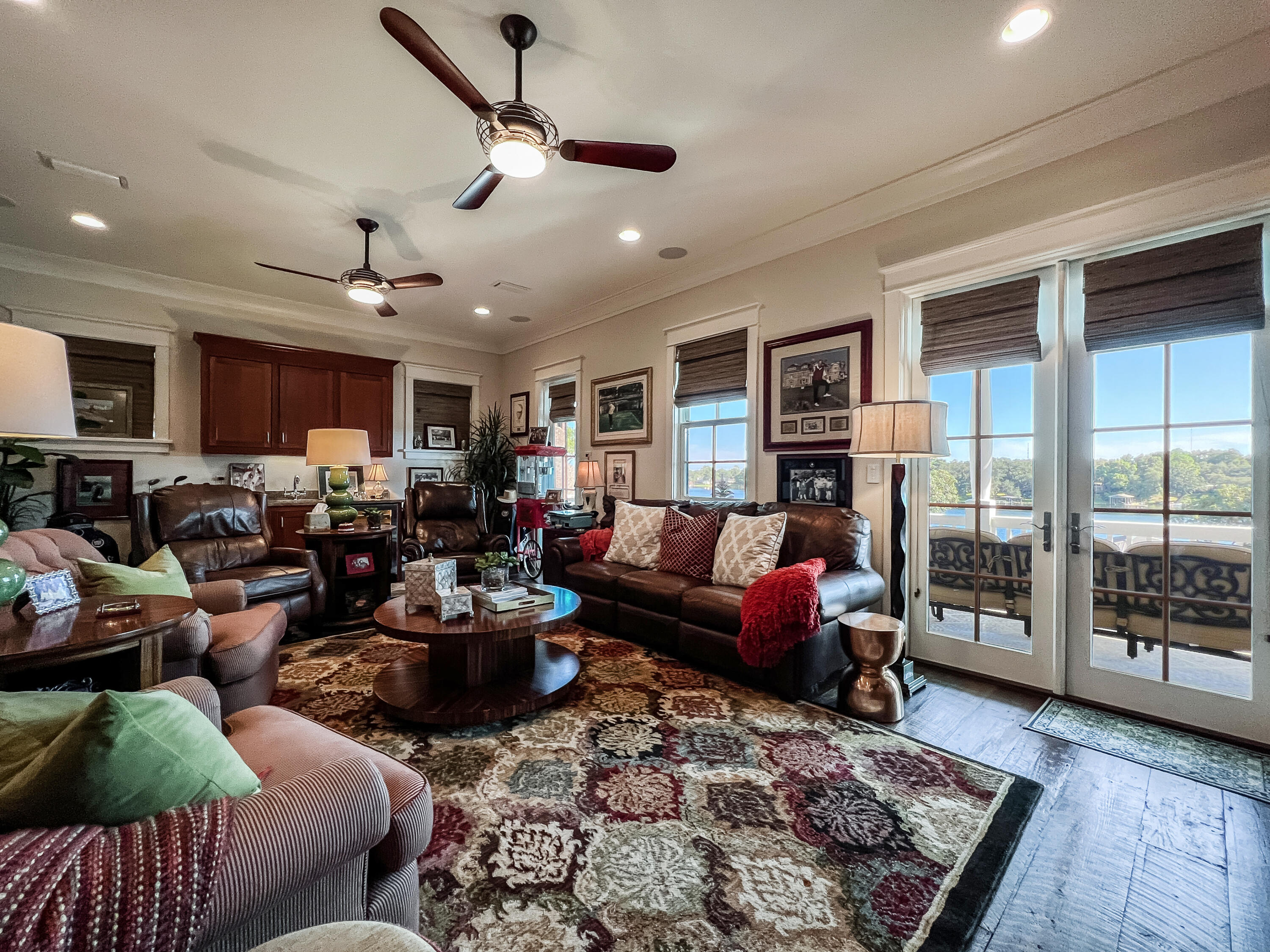 BAYOU VISTA - Residential