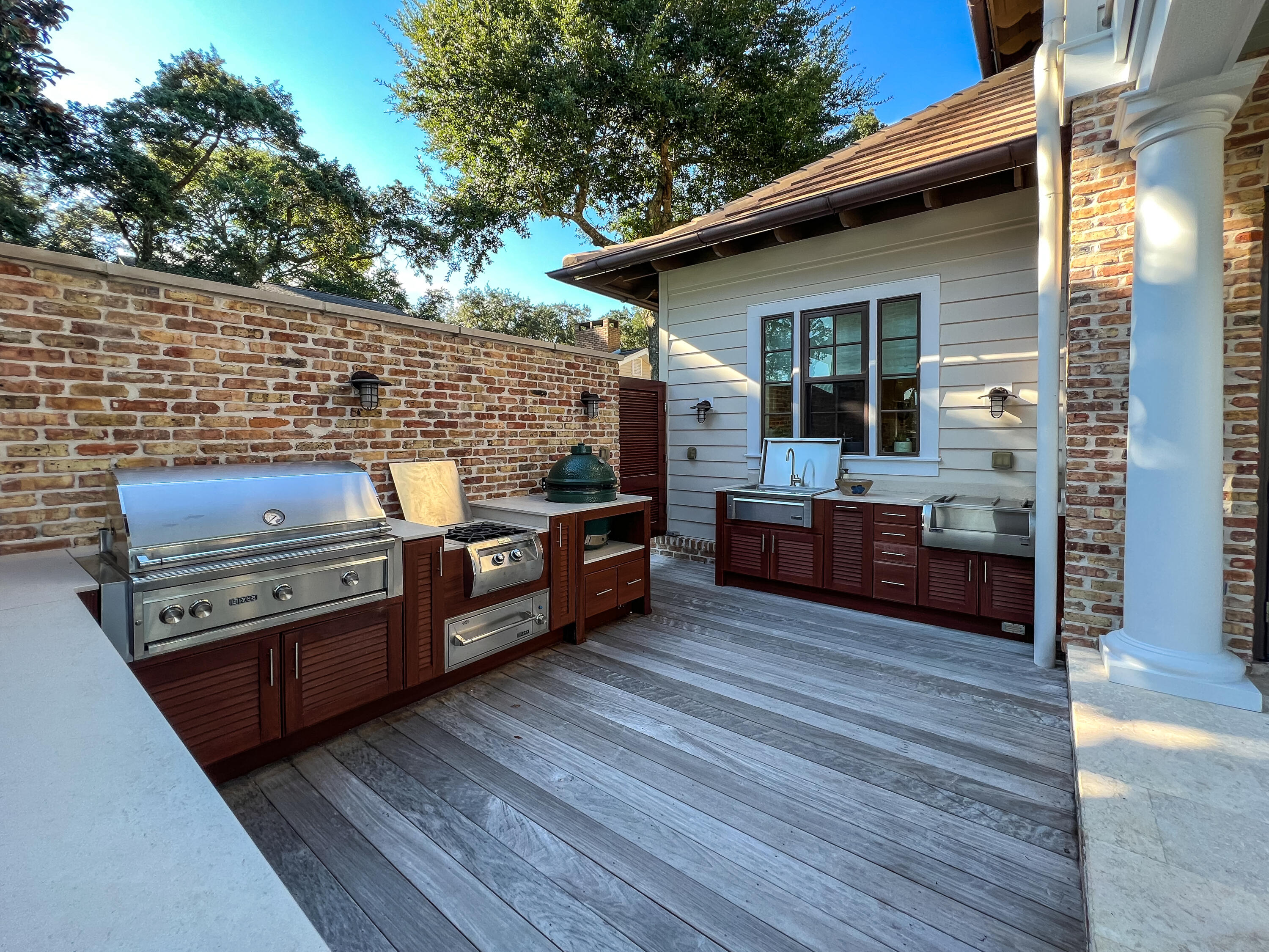 BAYOU VISTA - Residential