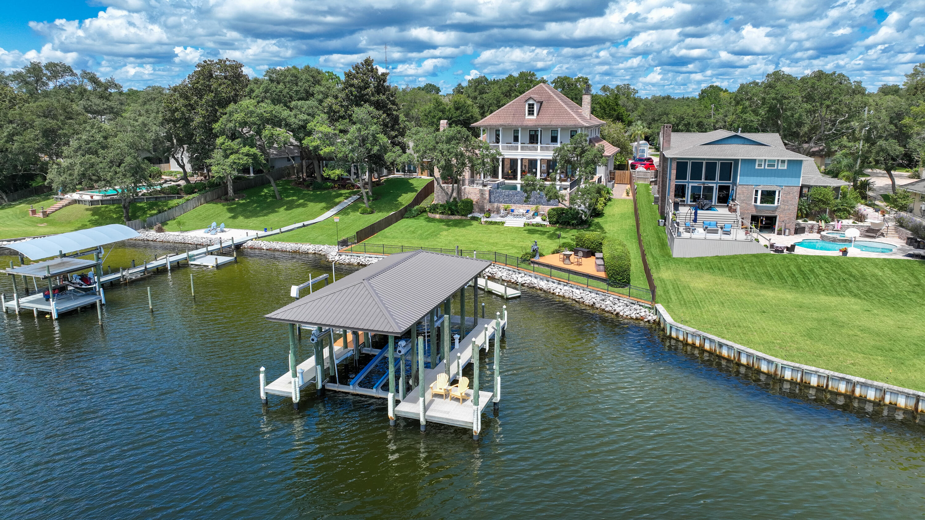 BAYOU VISTA - Residential