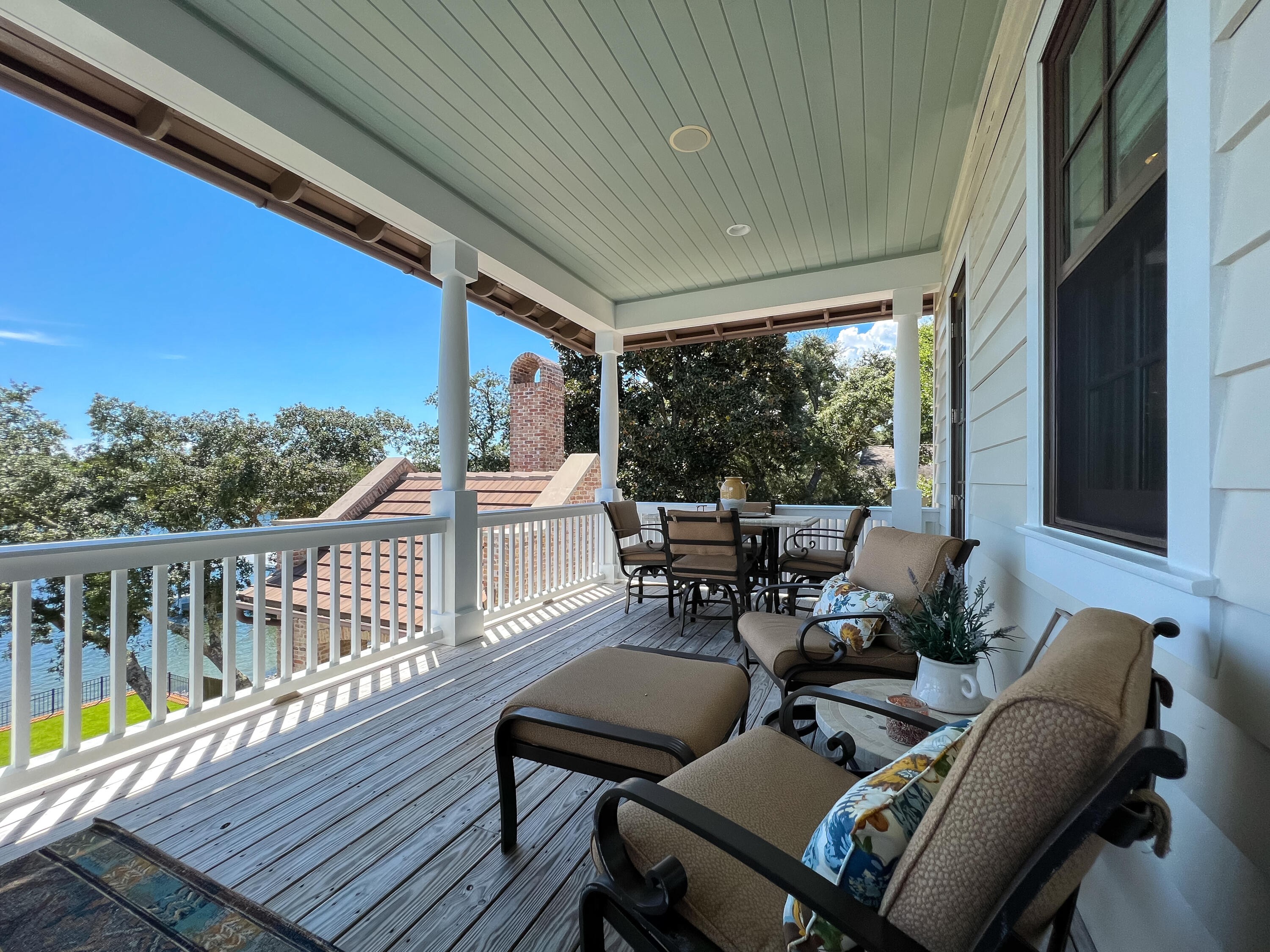 BAYOU VISTA - Residential